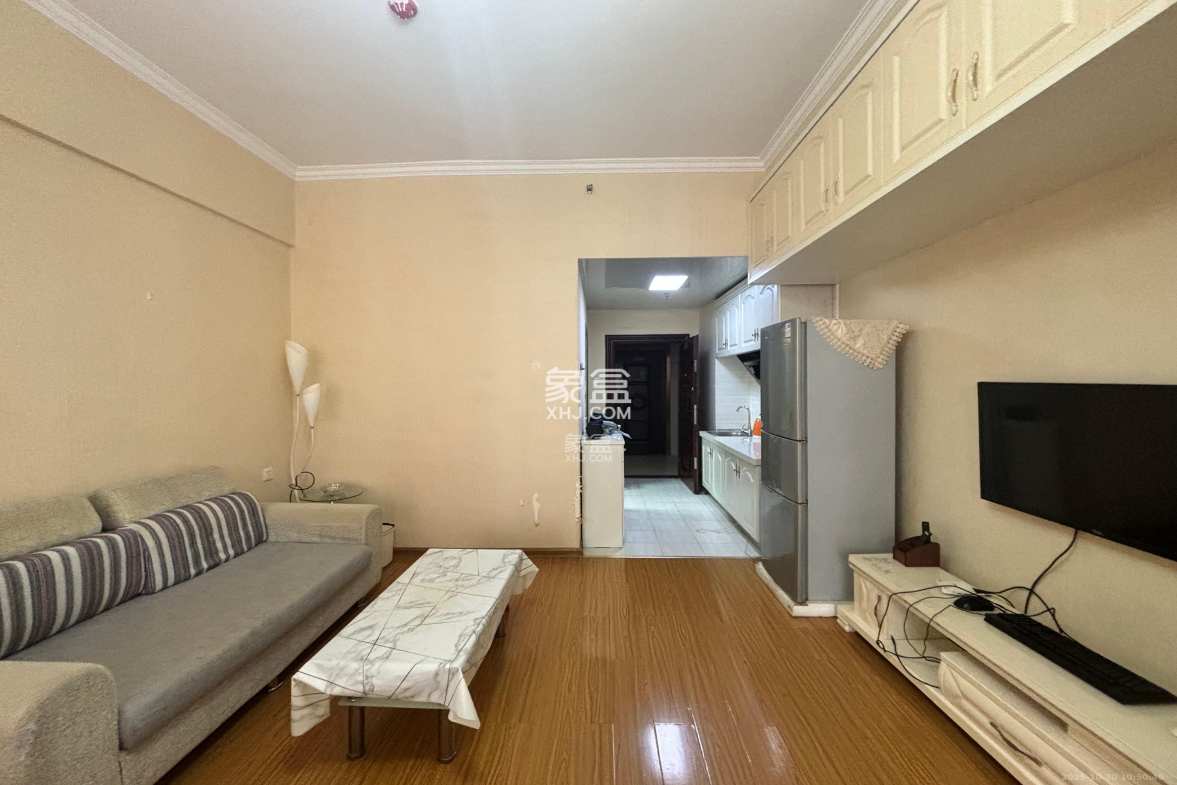 乐尚城 1室1厅1卫 1600.0元/月 乐尚城 1室1厅1卫 1600.0元/月室内图