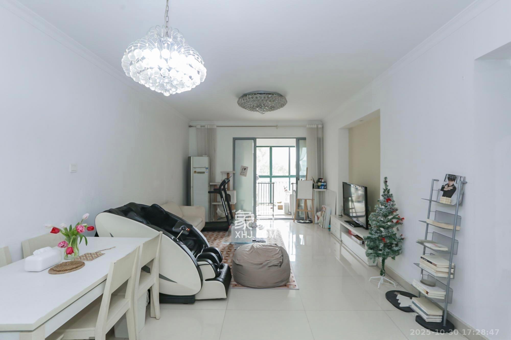 共和世家  3室2厅2卫    3500.0元/月