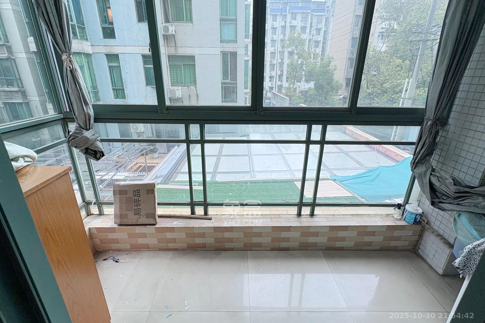 颐美园  2室1厅1卫    68.6万阳台