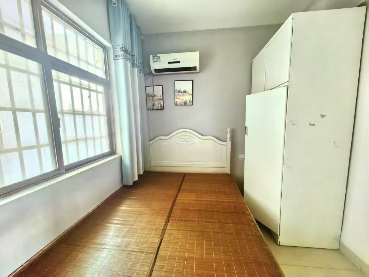 旁山冲 2室1厅1卫 200.00元/月 旁山冲 2室1厅1卫 200.00元/月室内图