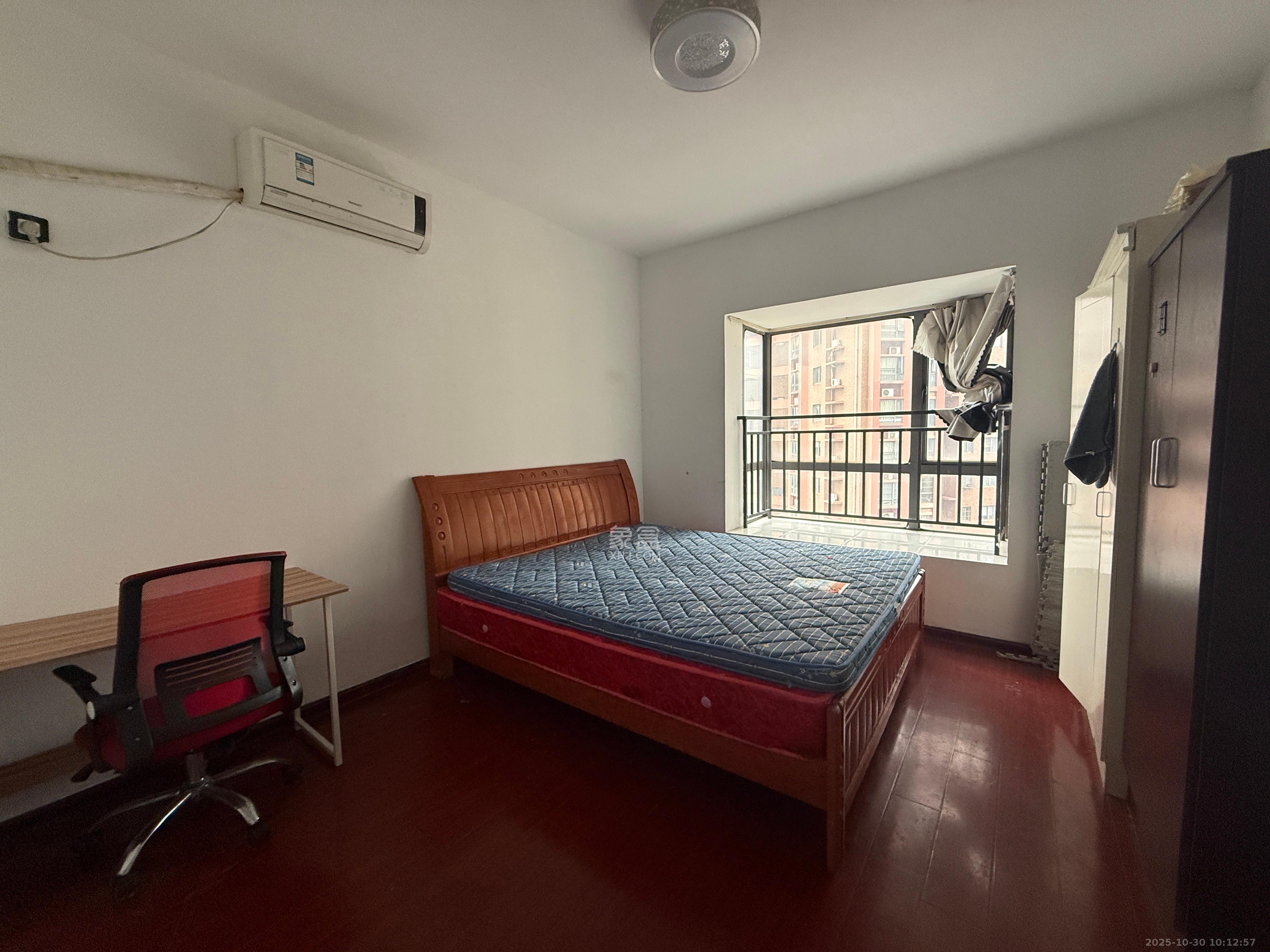 上海城小区 3室2厅2卫 2000.0元/月 上海城小区 3室2厅2卫 2000.0元/月室内图