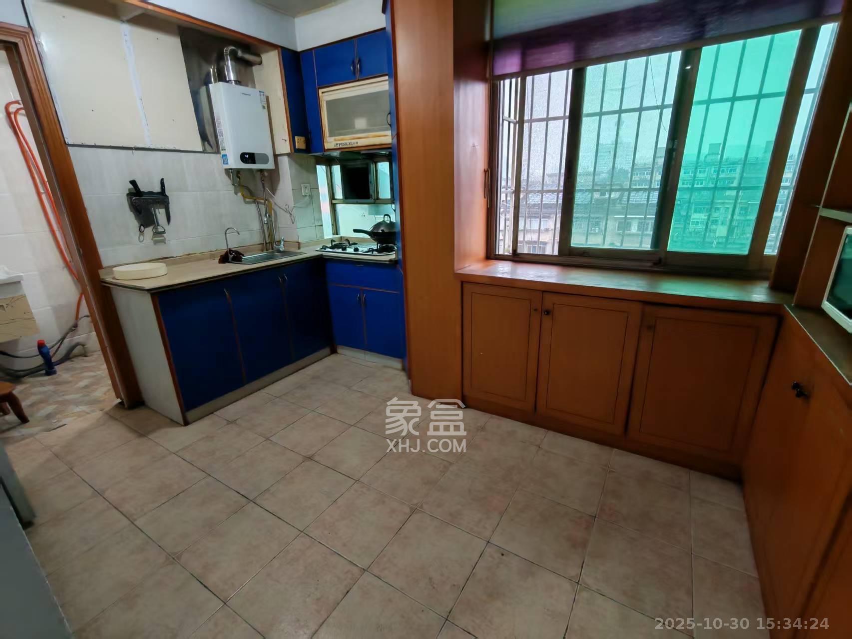 东瓜山一村送变电小区  2室1厅1卫    1400.0元/月 东瓜山一村送变电小区  2室1厅1卫    1400.0元/月室内图