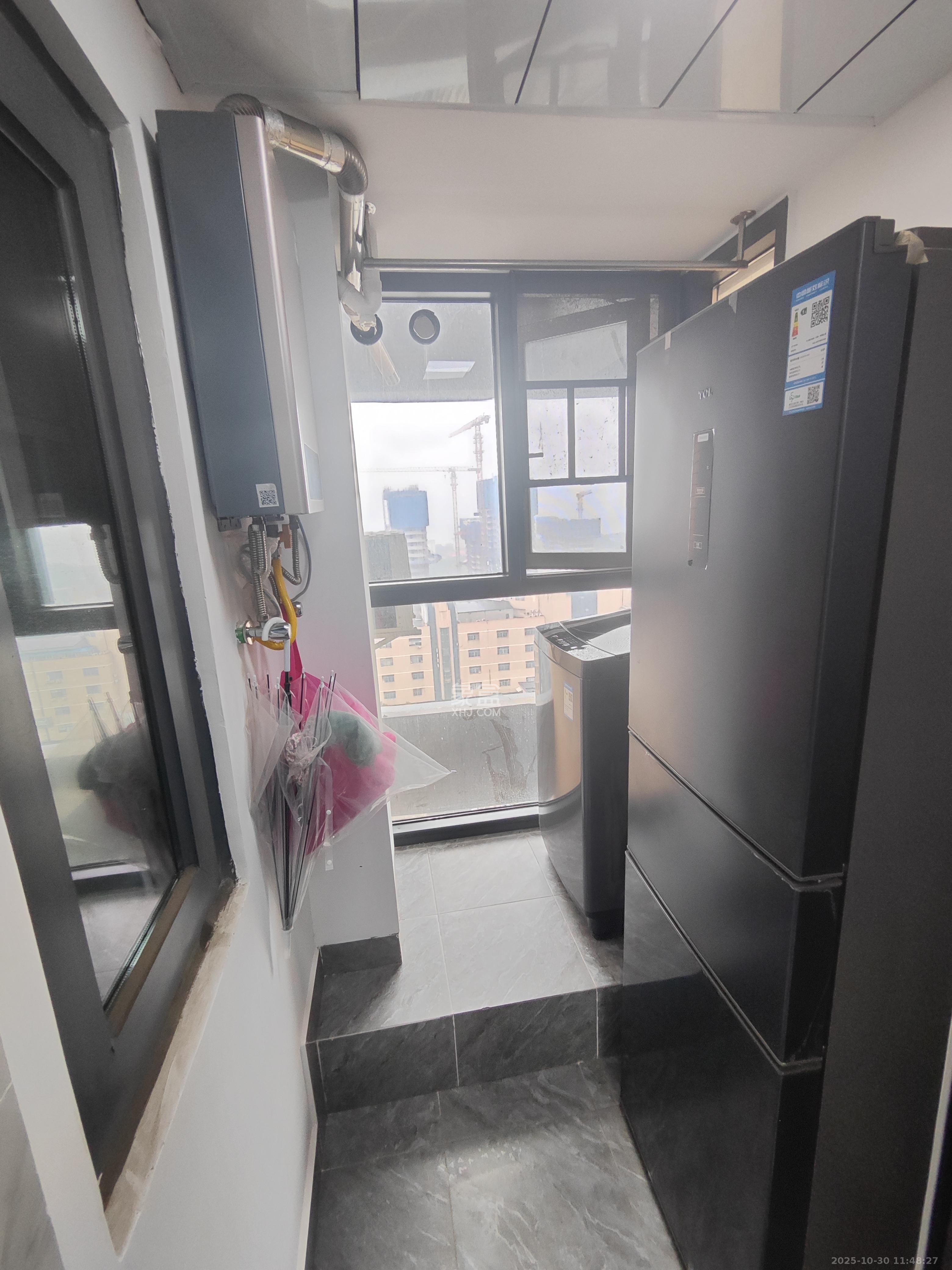 天健城  2室1厅1卫    3500.0元/月 天健城  2室1厅1卫    3500.0元/月室内图