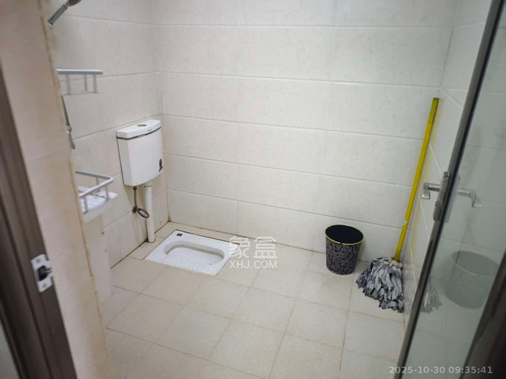 MOMA当代广场  1室1厅1卫    1000.0元/月 MOMA当代广场  1室1厅1卫    1000.0元/月室内图