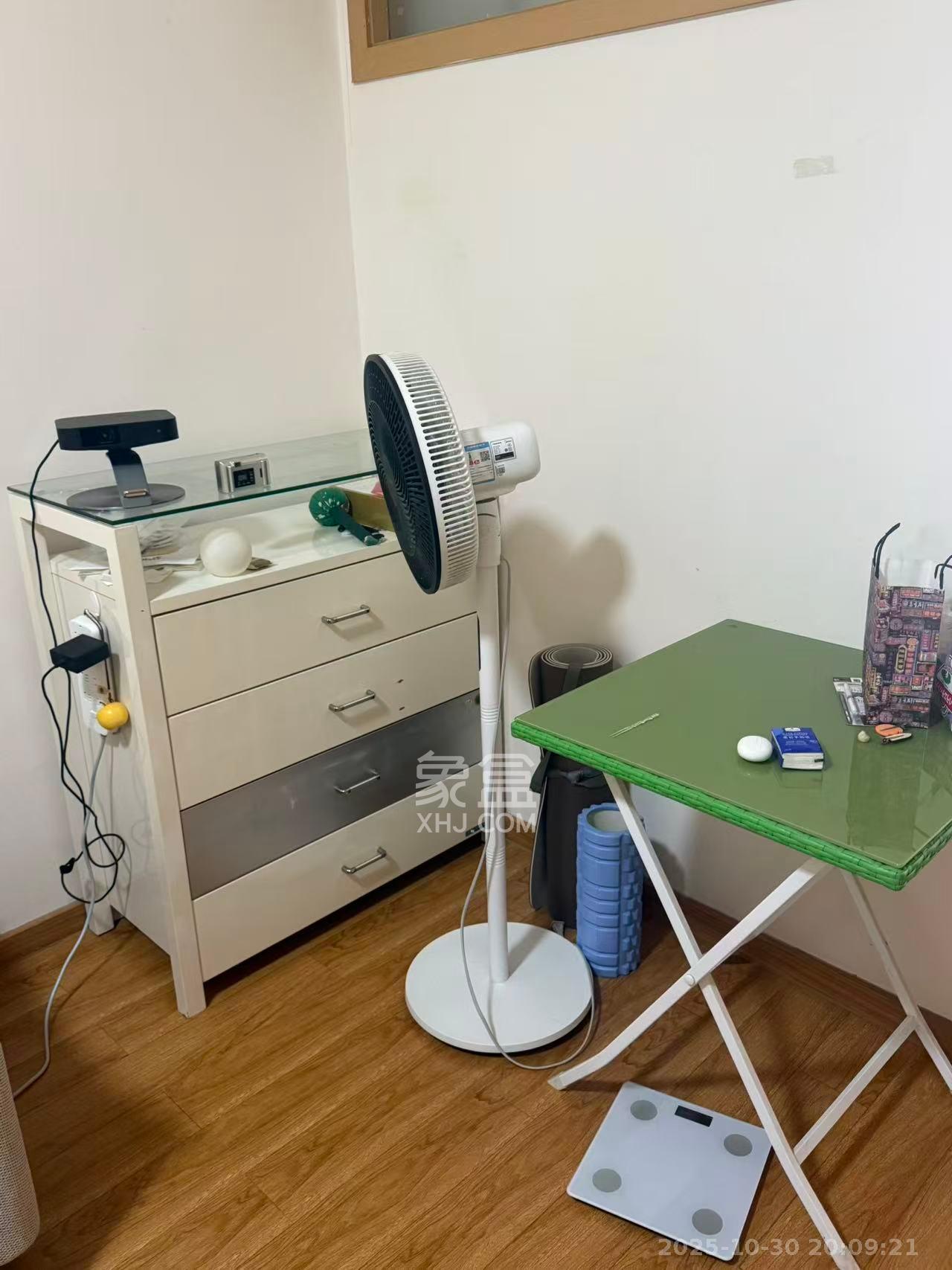 北辰三角洲E3区 1室1厅1卫 2500.0元/月 北辰三角洲E3区 1室1厅1卫 2500.0元/月室内图