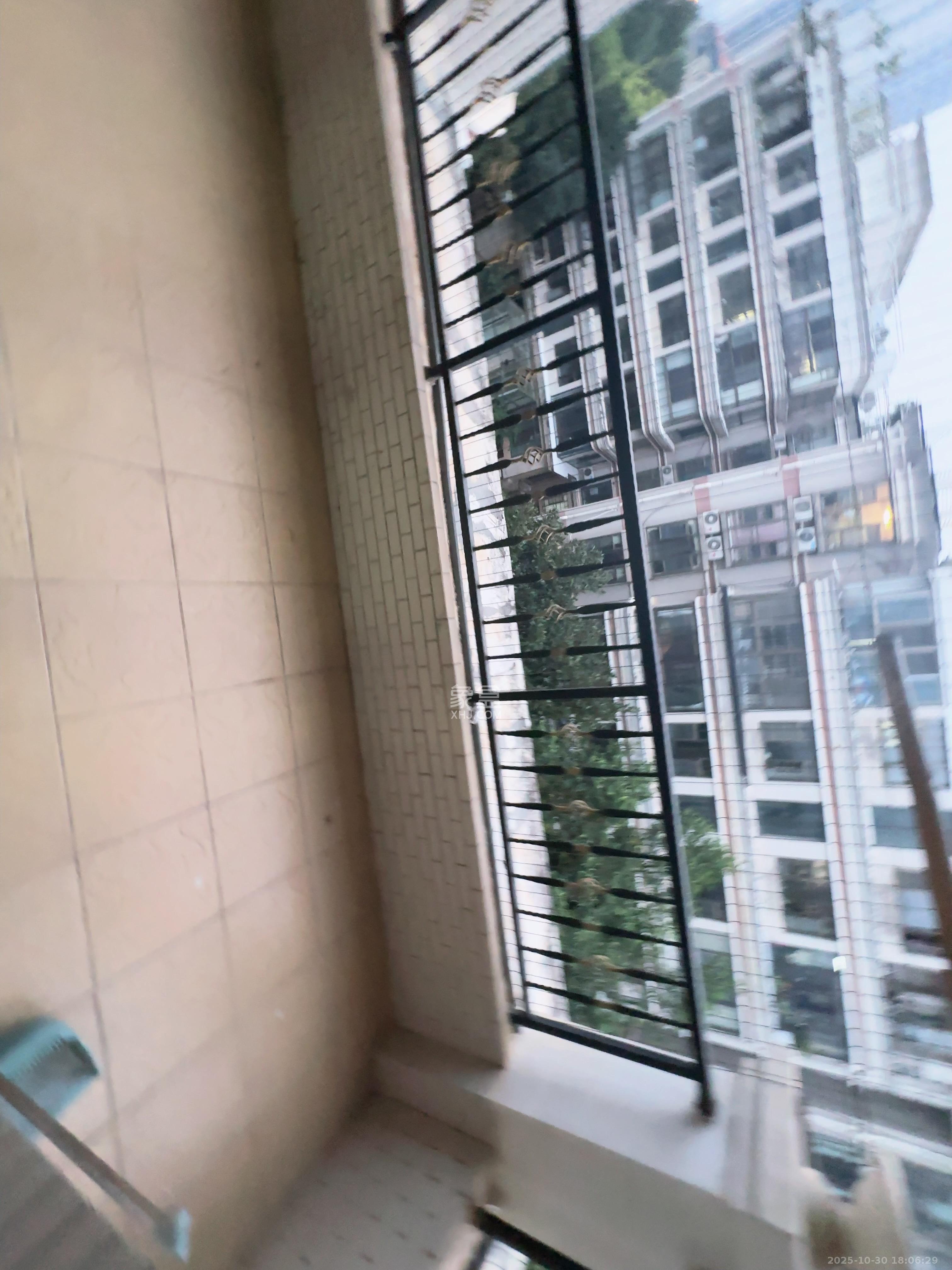 江山帝景雅典  3室2厅2卫    2200.0元/月 江山帝景雅典  3室2厅2卫    2200.0元/月室内图