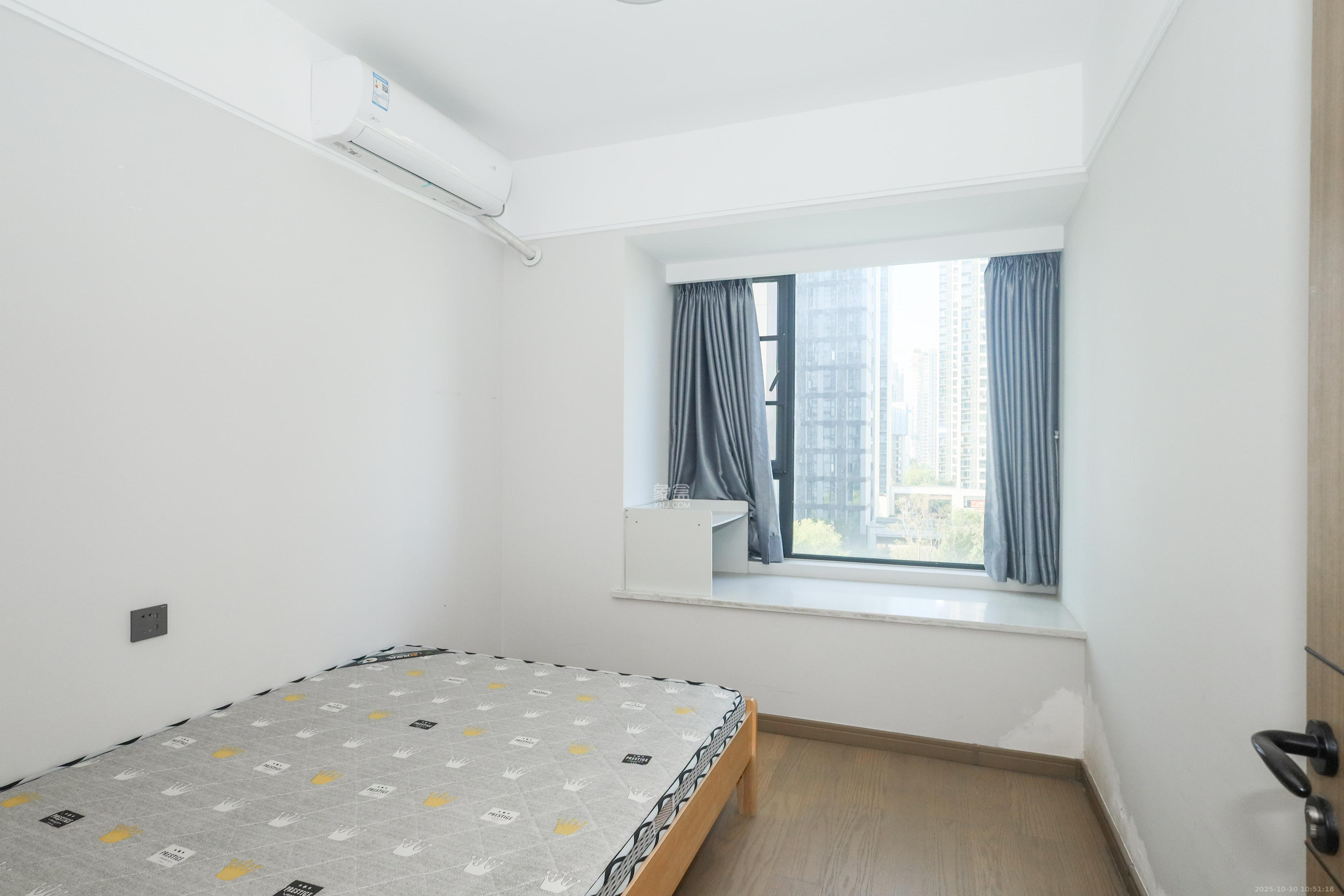 爱家当代境  4室2厅2卫    3500.0元/月 爱家当代境  4室2厅2卫    3500.0元/月室内图