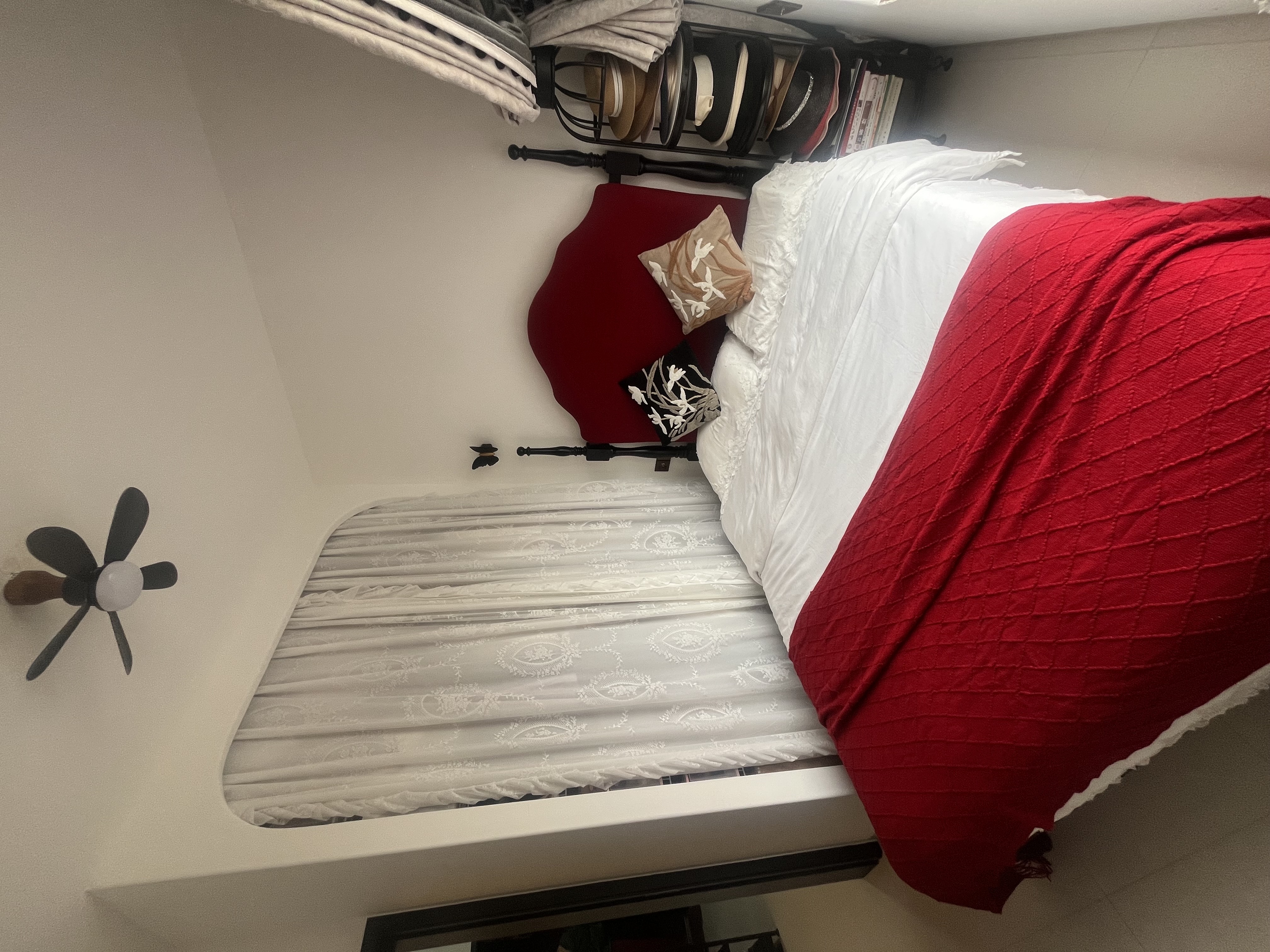 壹号公馆 1室0厅0卫 35.0万 壹号公馆 1室0厅0卫 35.0万客厅