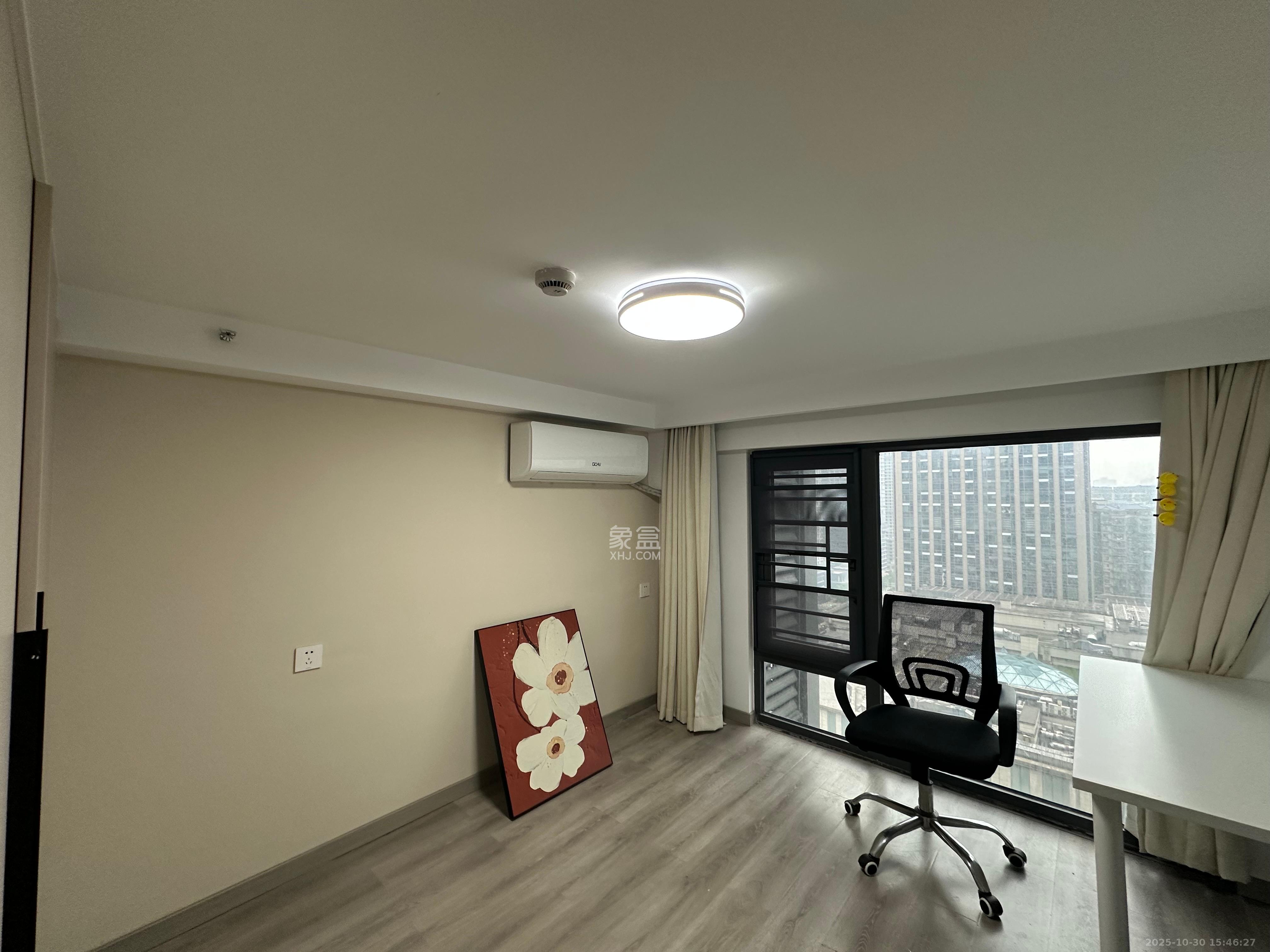 卓越中寰  3室2厅2卫    3700.0元/月室内图