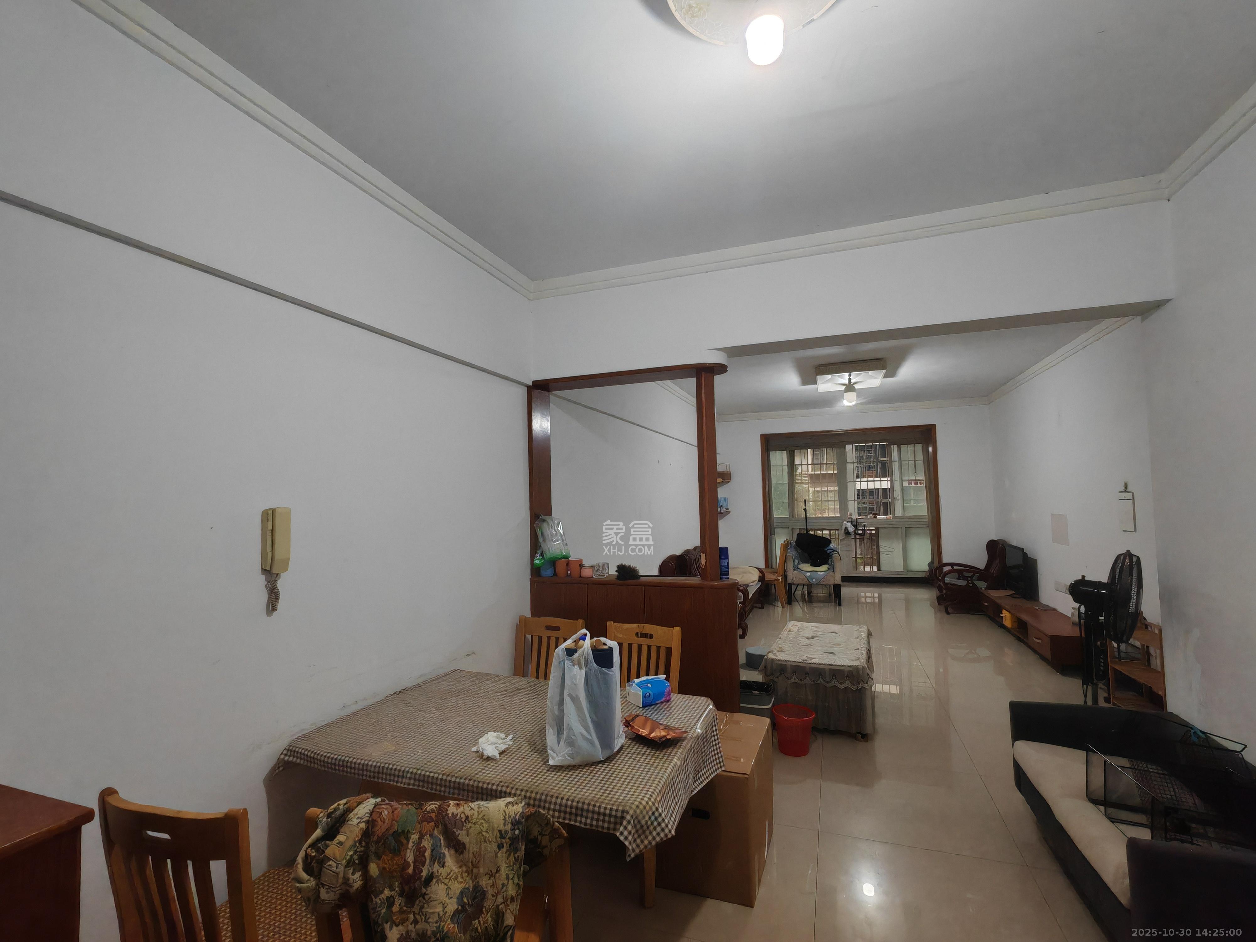 景上鑫苑  3室1厅1卫    1400.0元/月室内图