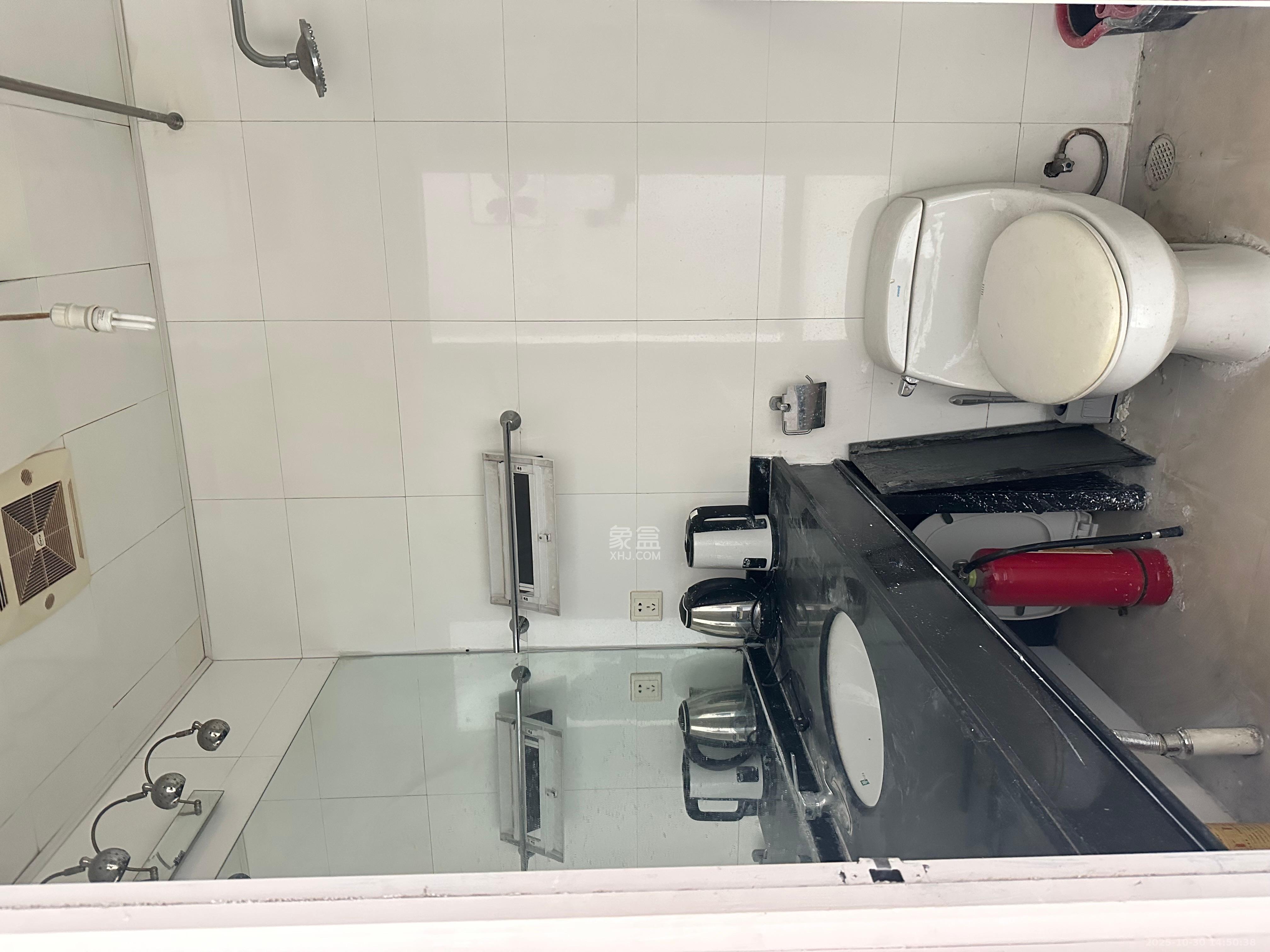 五一新干线  1室1厅1卫    2300.0元/月室内图