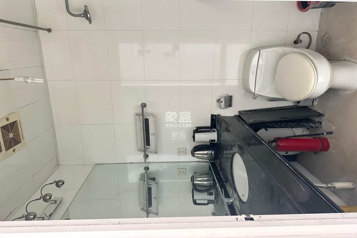 五一新干线 1室1厅1卫 2300.0元/月 五一新干线 1室1厅1卫 2300.0元/月室内图