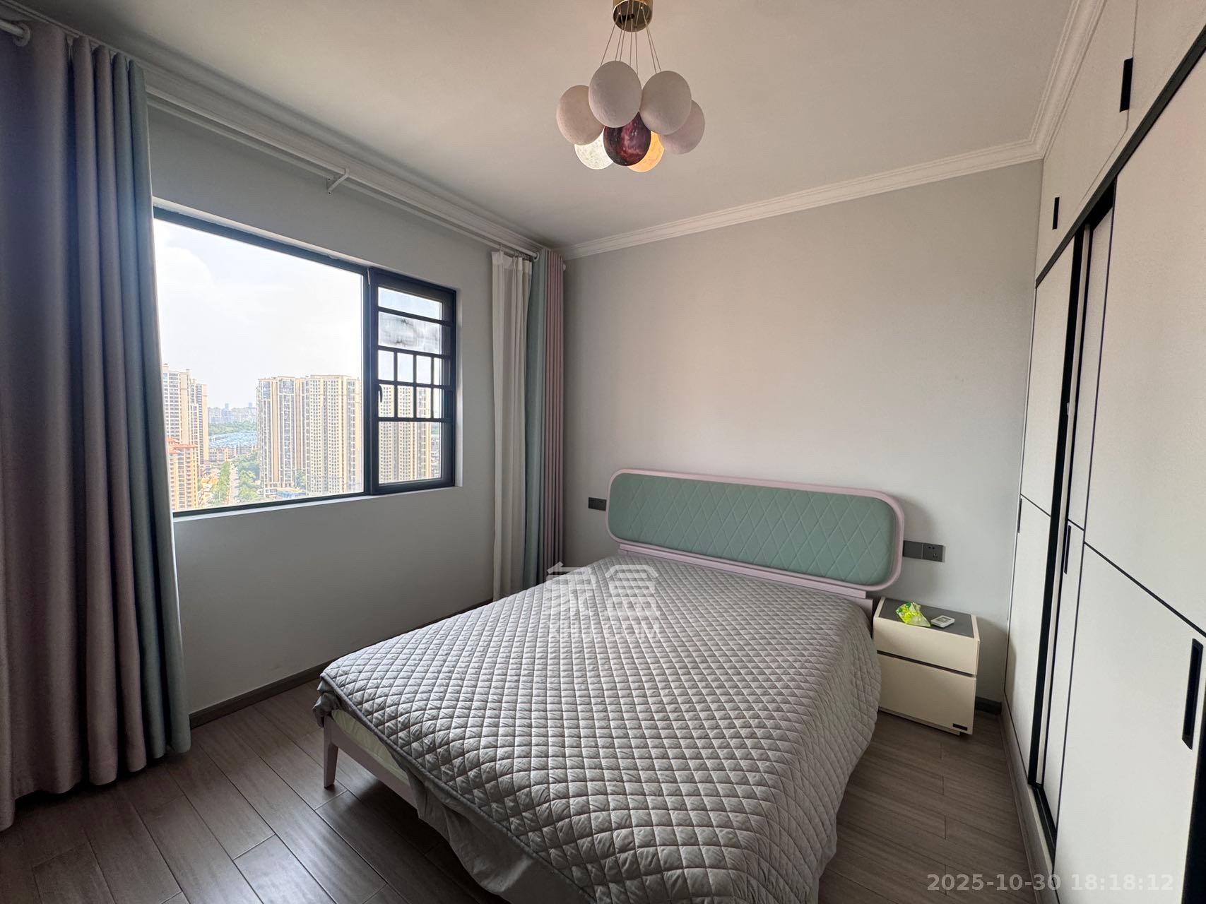 博长山水香颐  4室1厅2卫    3000.0元/月室内图