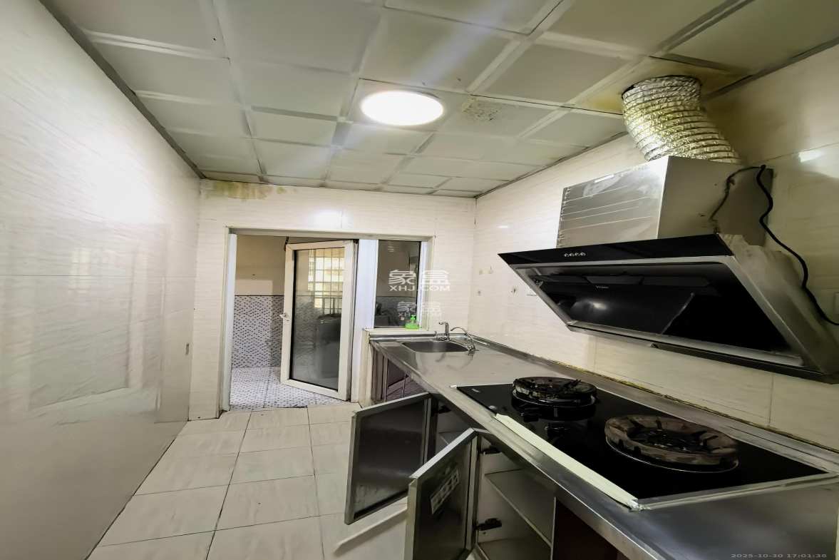 麓山润城  2室2厅1卫    2000.0元/月 麓山润城  2室2厅1卫    2000.0元/月室内图