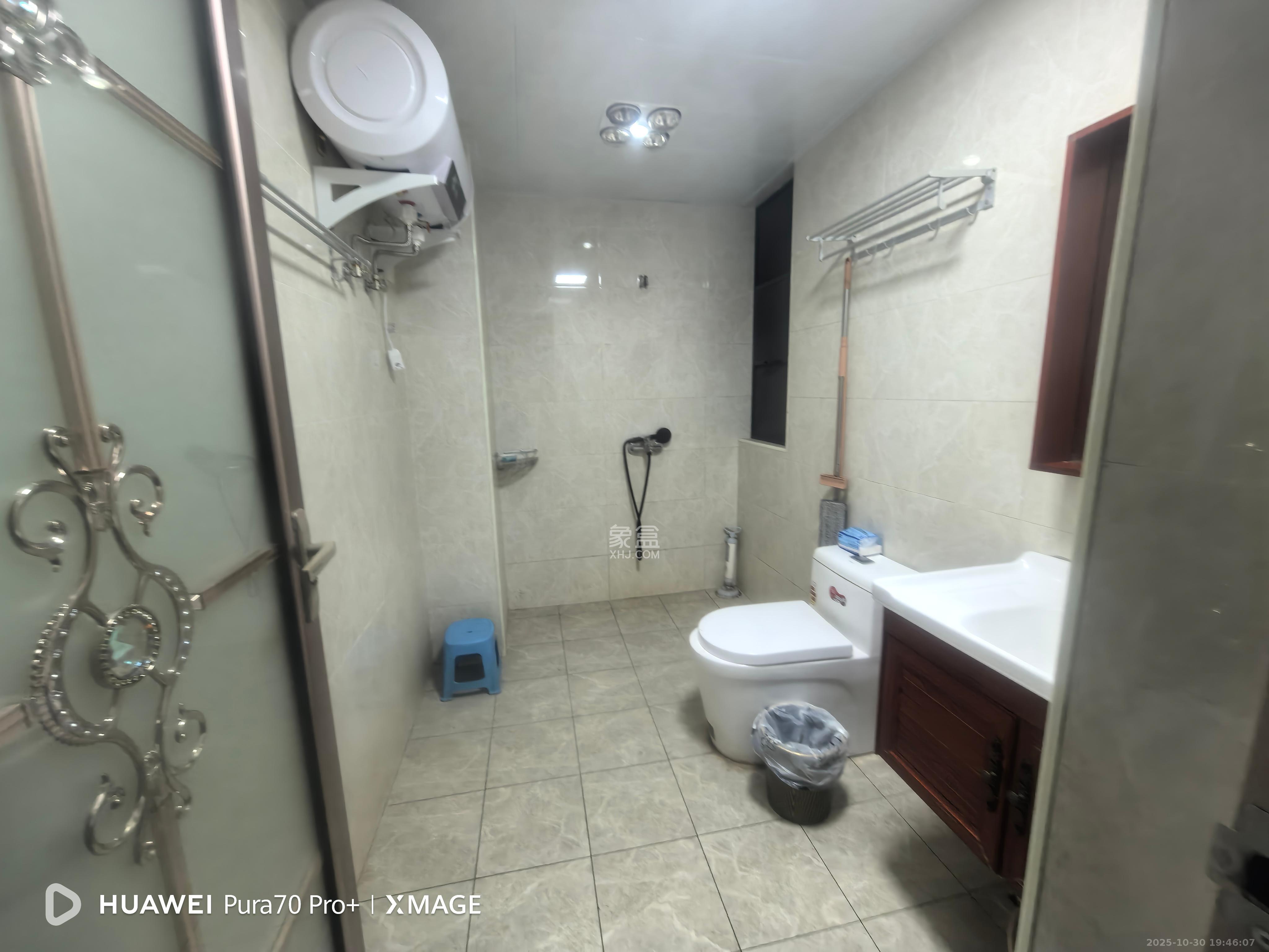 三一街区  1室1厅1卫    1100.0元/月室内图