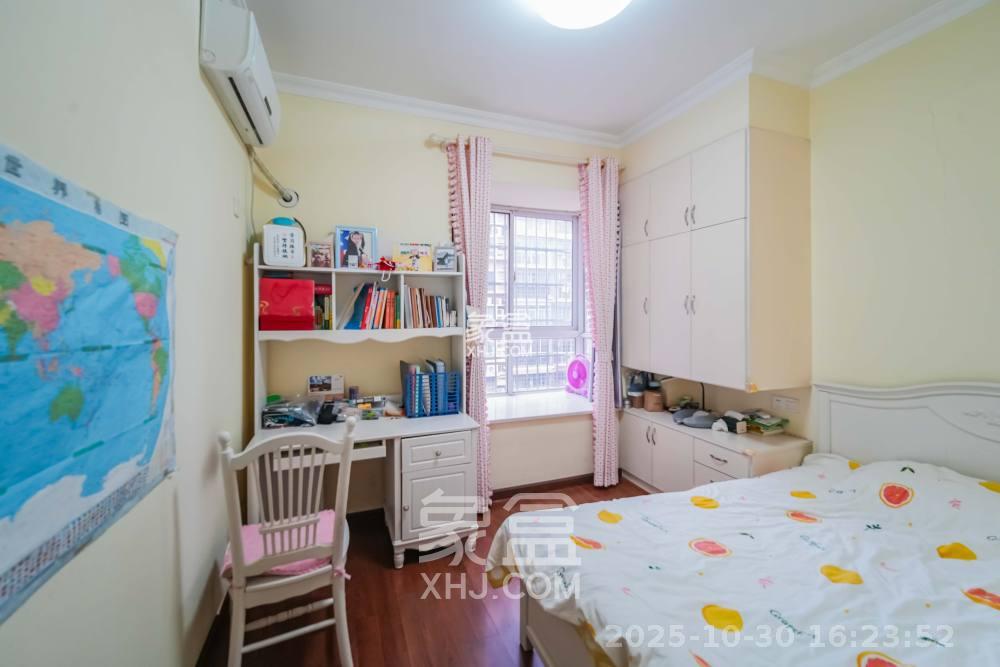 城市山水豪园（山水城市风景）  3室2厅2卫    3000.0元/月室内图