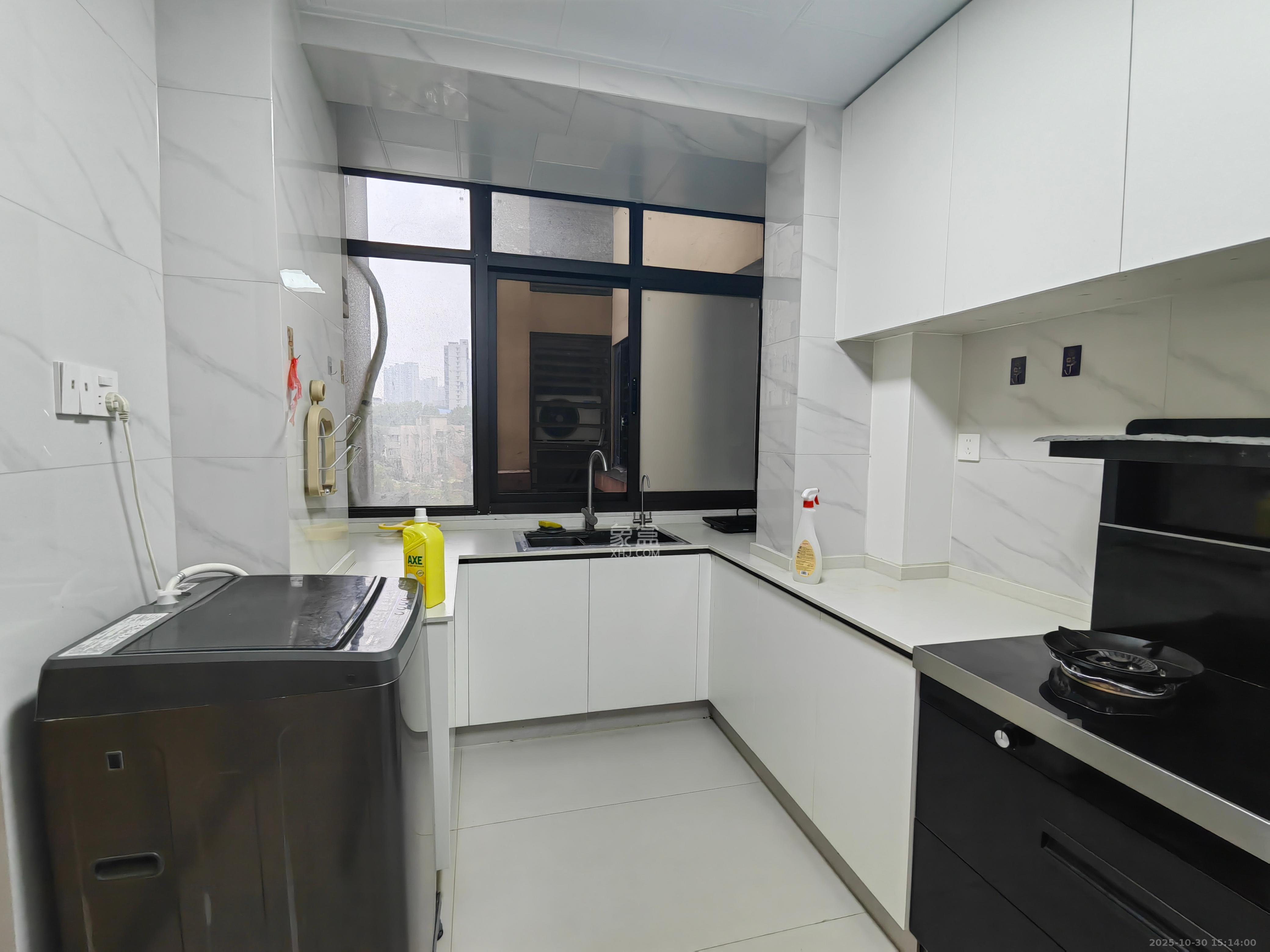 中城苑  2室1厅1卫    2400.0元/月 中城苑  2室1厅1卫    2400.0元/月室内图