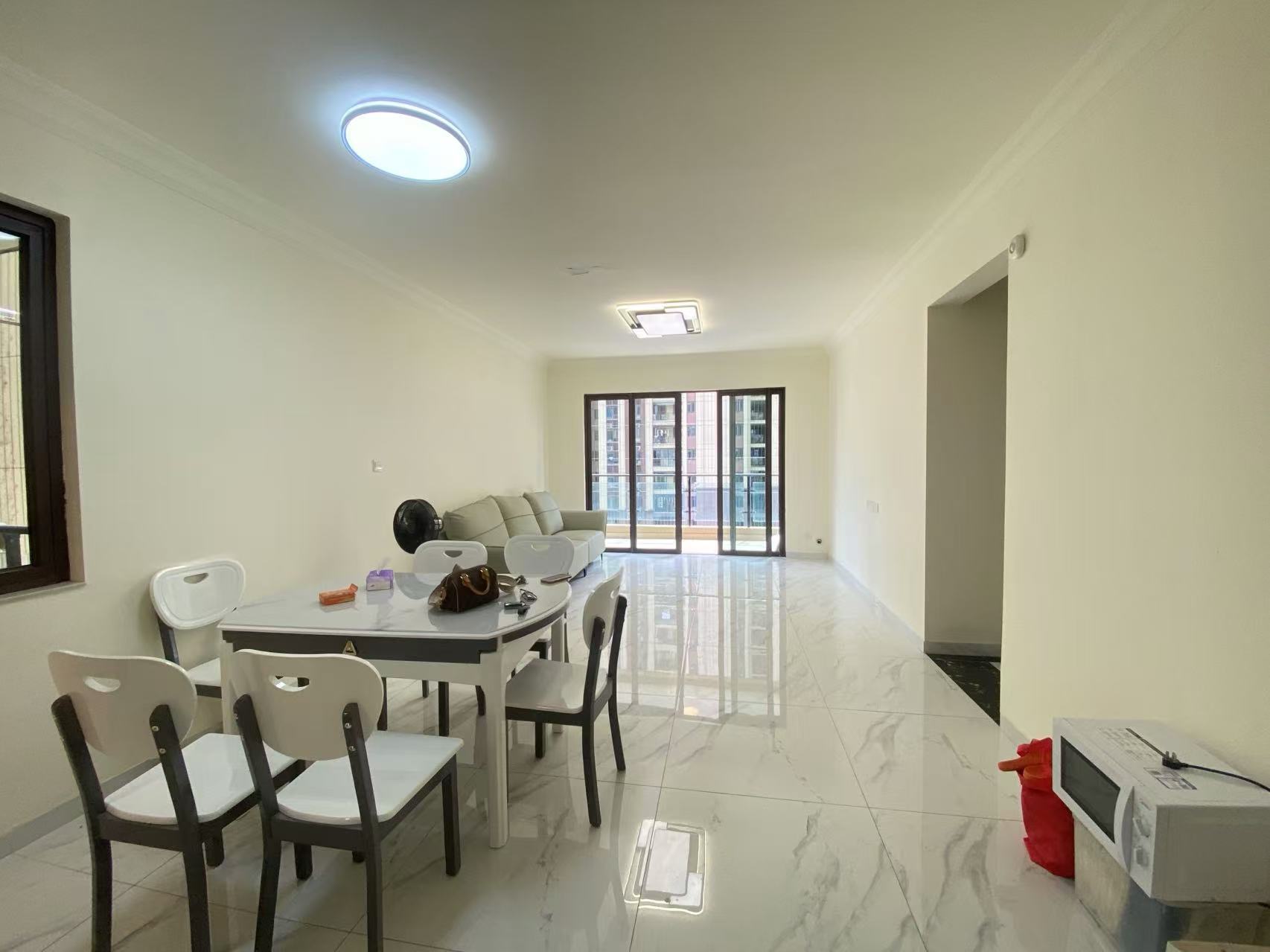 华耀碧桂园十里江湾誉峯 3室2厅2卫 65.0万 华耀碧桂园十里江湾誉峯 3室2厅2卫 65.0万小区图