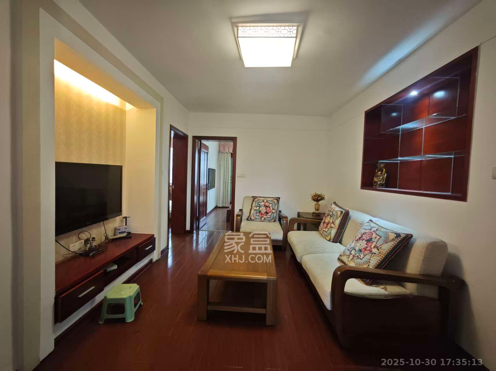 湖南省农业厅  2室1厅1卫    2500.0元/月 湖南省农业厅  2室1厅1卫    2500.0元/月