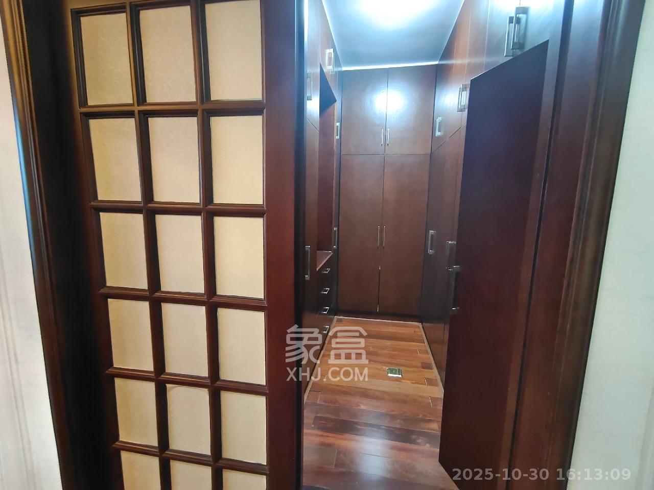 迎新佳苑  1室2厅1卫    3800.0元/月 迎新佳苑  1室2厅1卫    3800.0元/月室内图