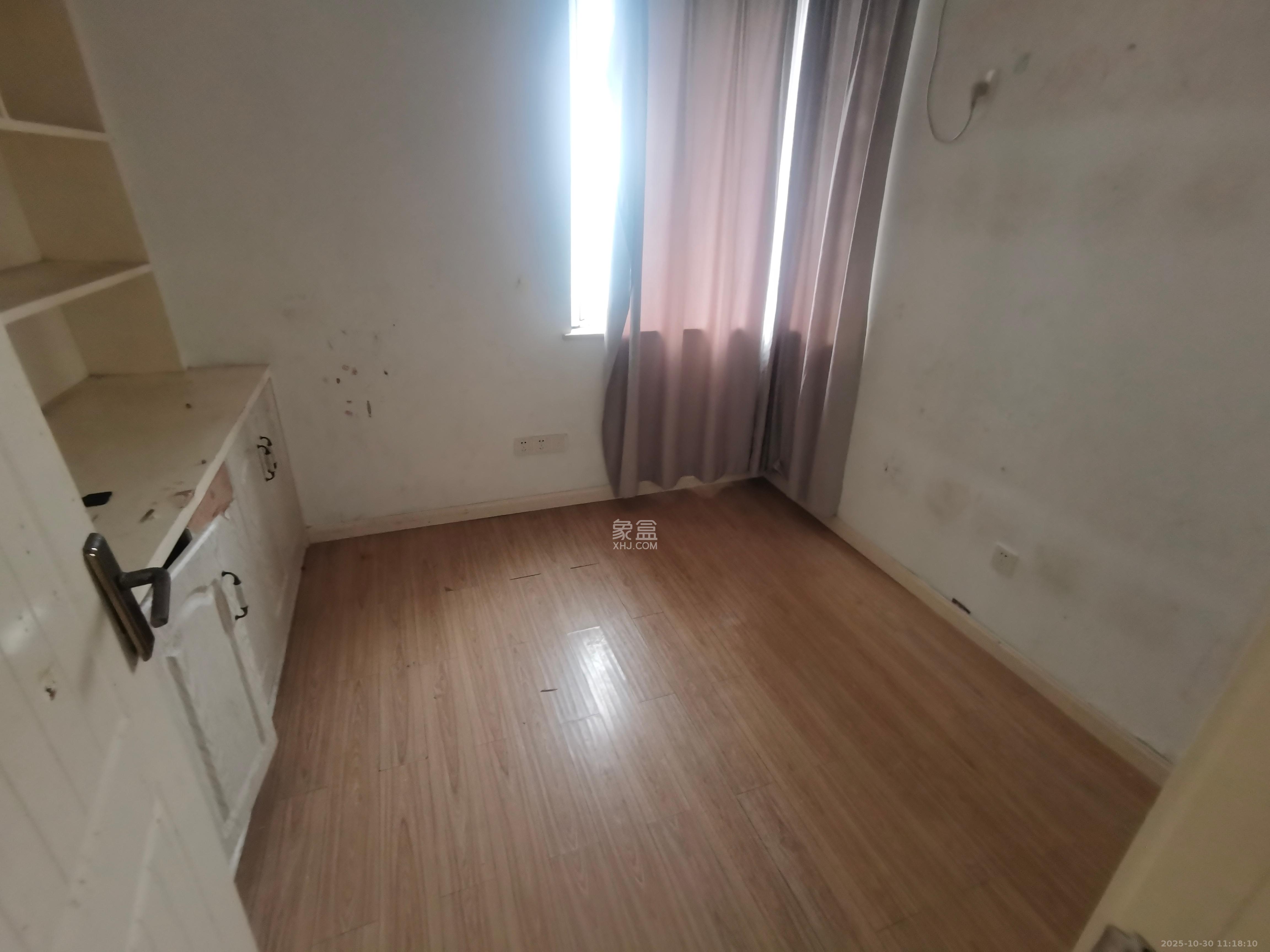 美利新世界  1室2厅2卫    2300.0元/月 美利新世界  1室2厅2卫    2300.0元/月室内图