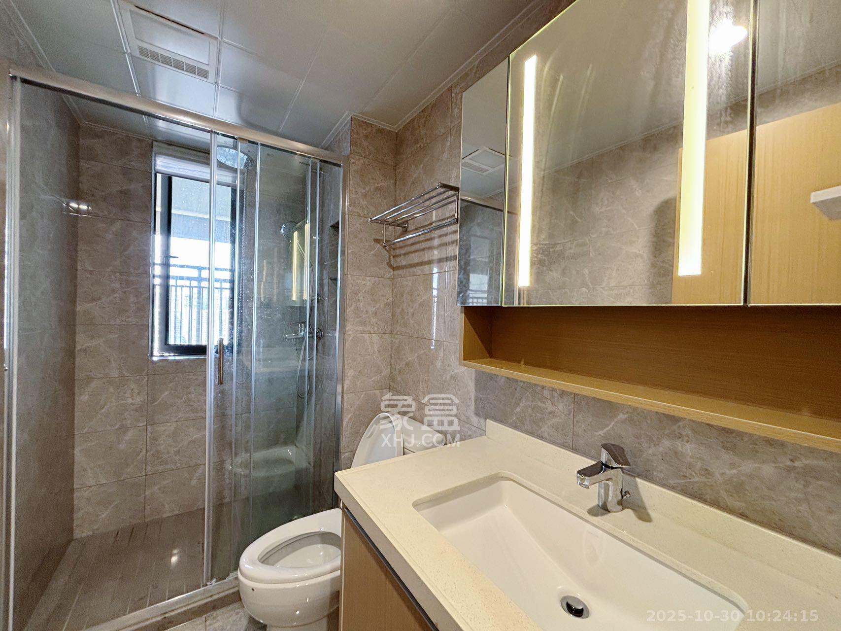 旭辉雨花郡  3室1厅2卫    4800.0元/月室内图