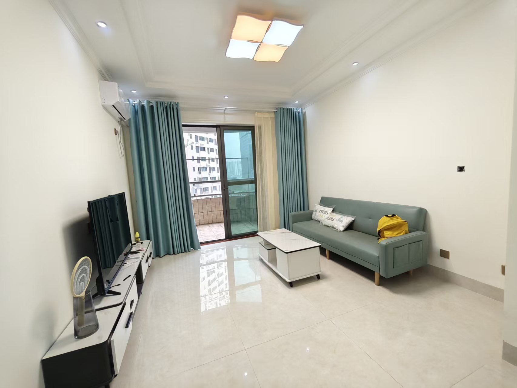 国兴城(A区) 1室0厅0卫 3000.0元/月 国兴城(A区) 1室0厅0卫 3000.0元/月室内图