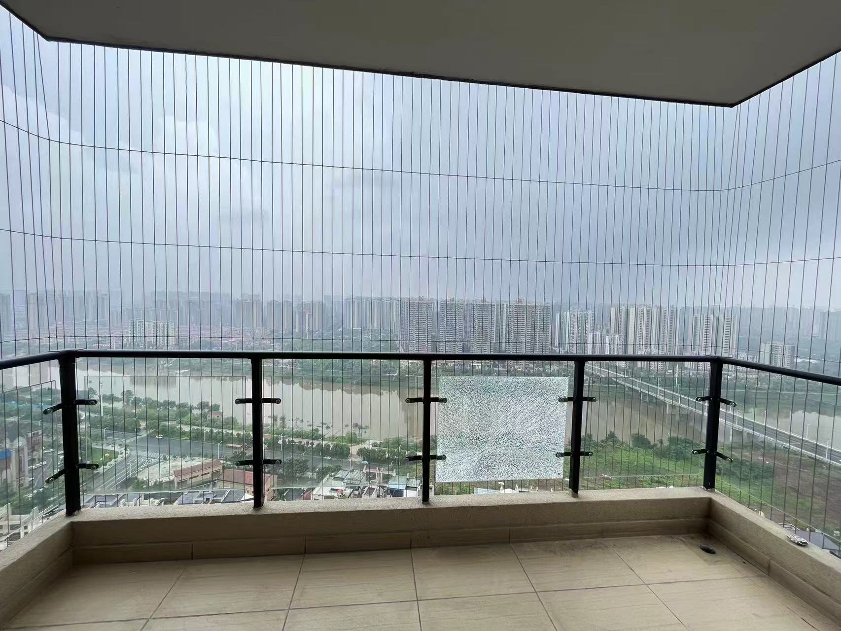 华耀碧桂园十里江湾誉峯 3室0厅0卫 2500.0元/月 华耀碧桂园十里江湾誉峯 3室0厅0卫 2500.0元/月室内图