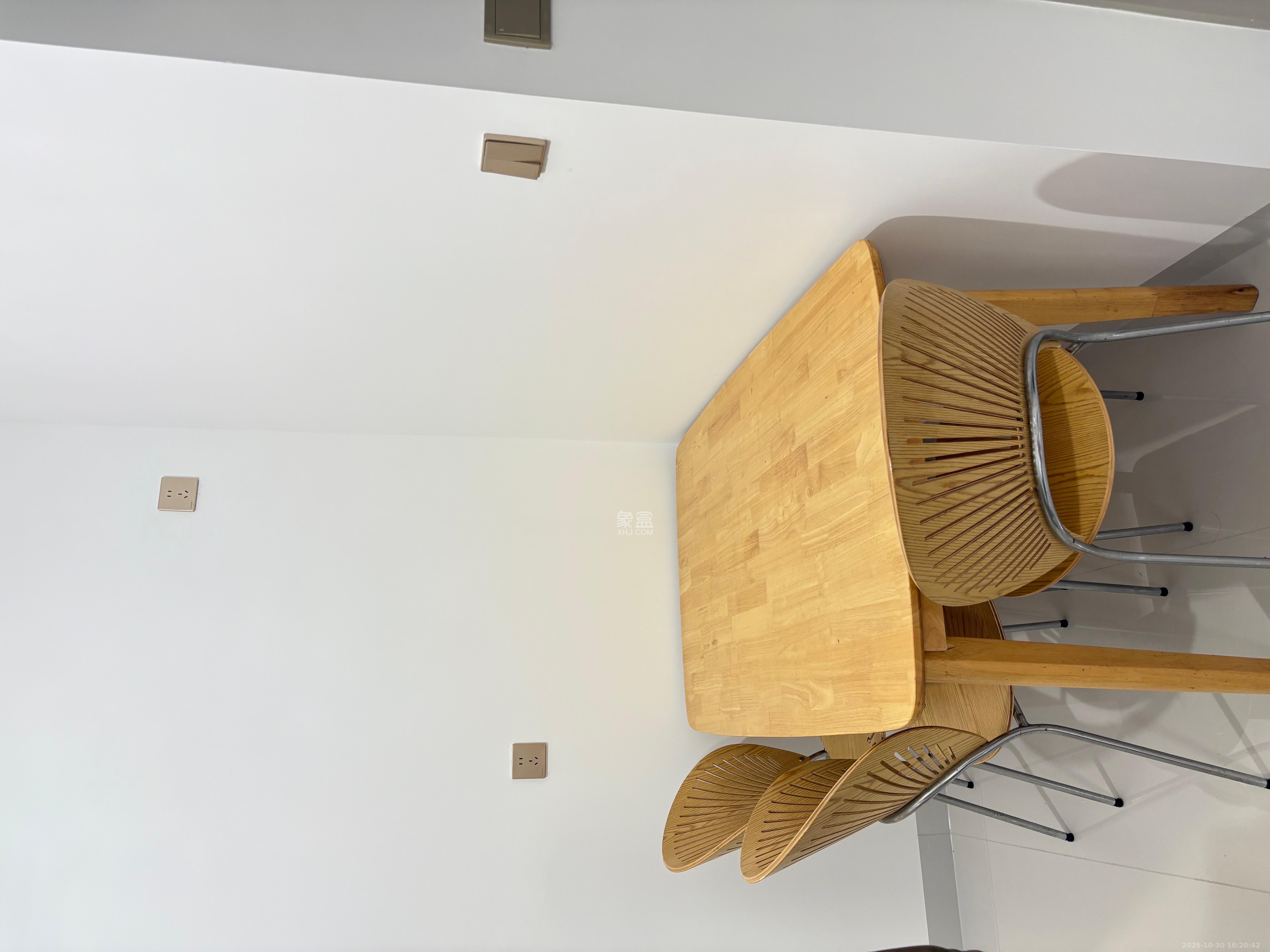 湖湘时代名邸公园壹号  2室1厅1卫    2400.0元/月 湖湘时代名邸公园壹号  2室1厅1卫    2400.0元/月室内图