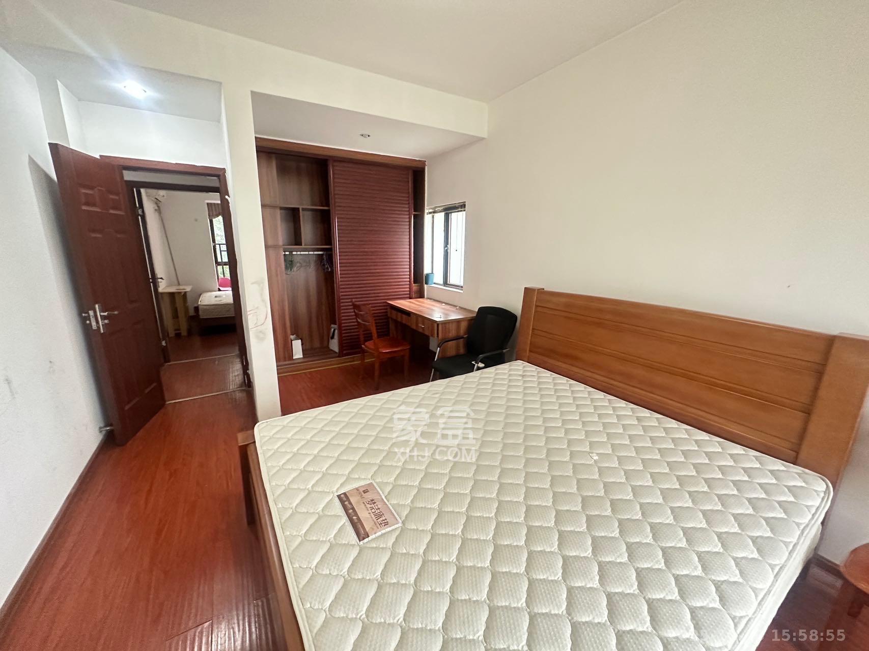 高信向日葵  3室2厅1卫    2500.0元/月室内图