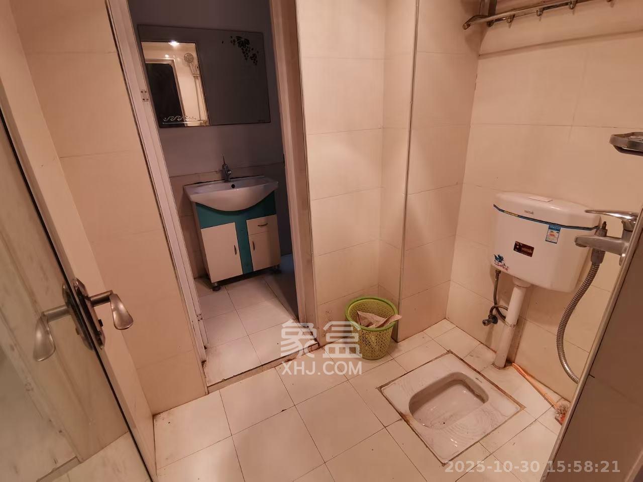 汇都公寓  1室1厅1卫    1600.0元/月室内图