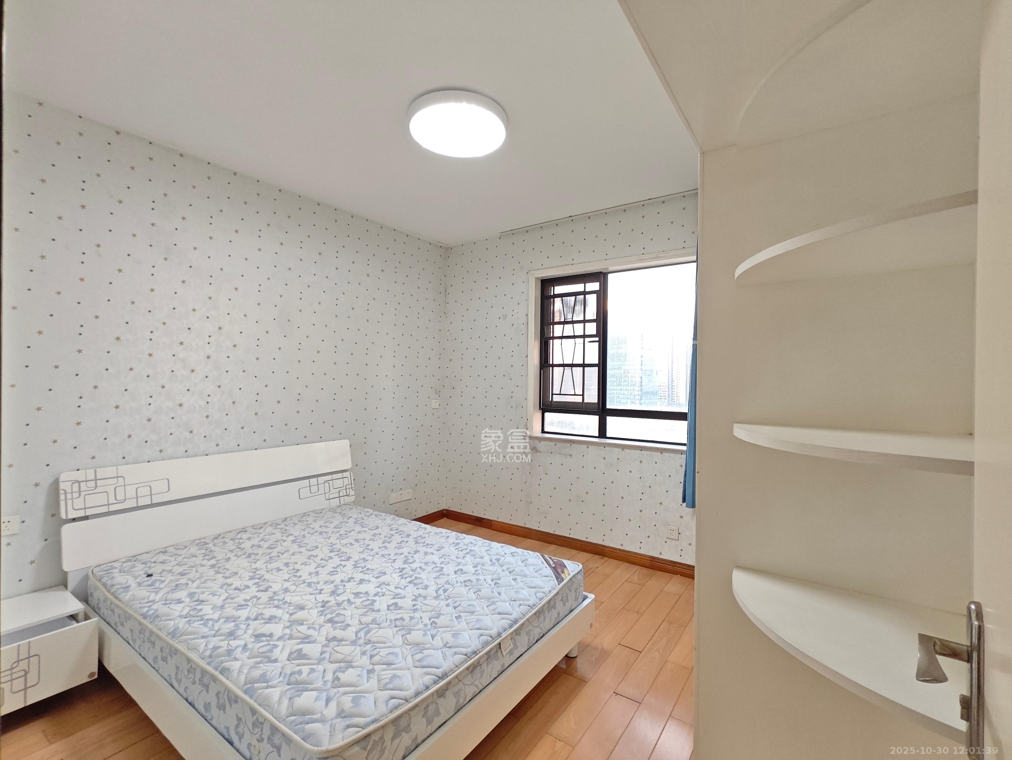 长大卧琥  3室2厅2卫    2800.0元/月室内图