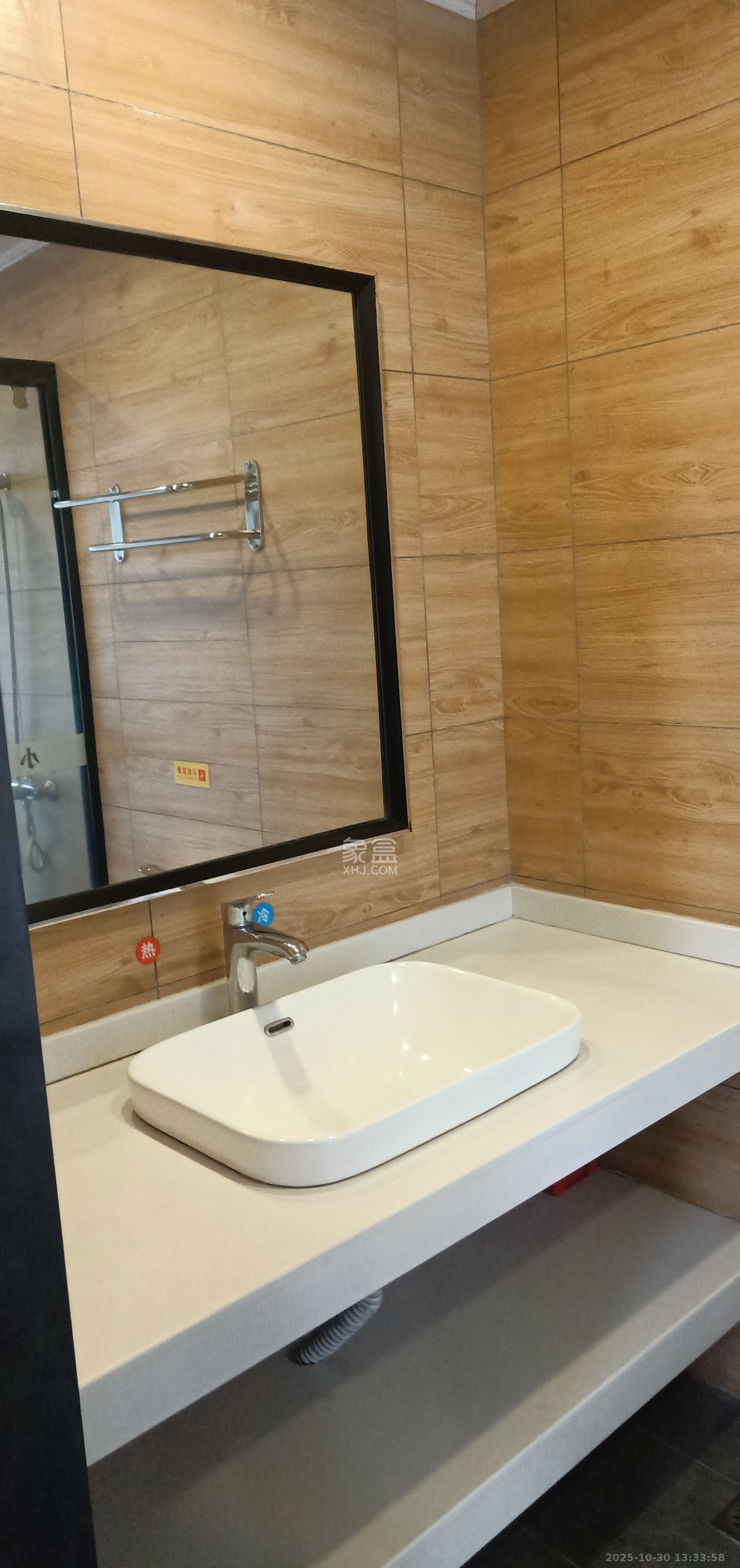 佐佑大厦  1室1厅1卫    900.0元/月室内图