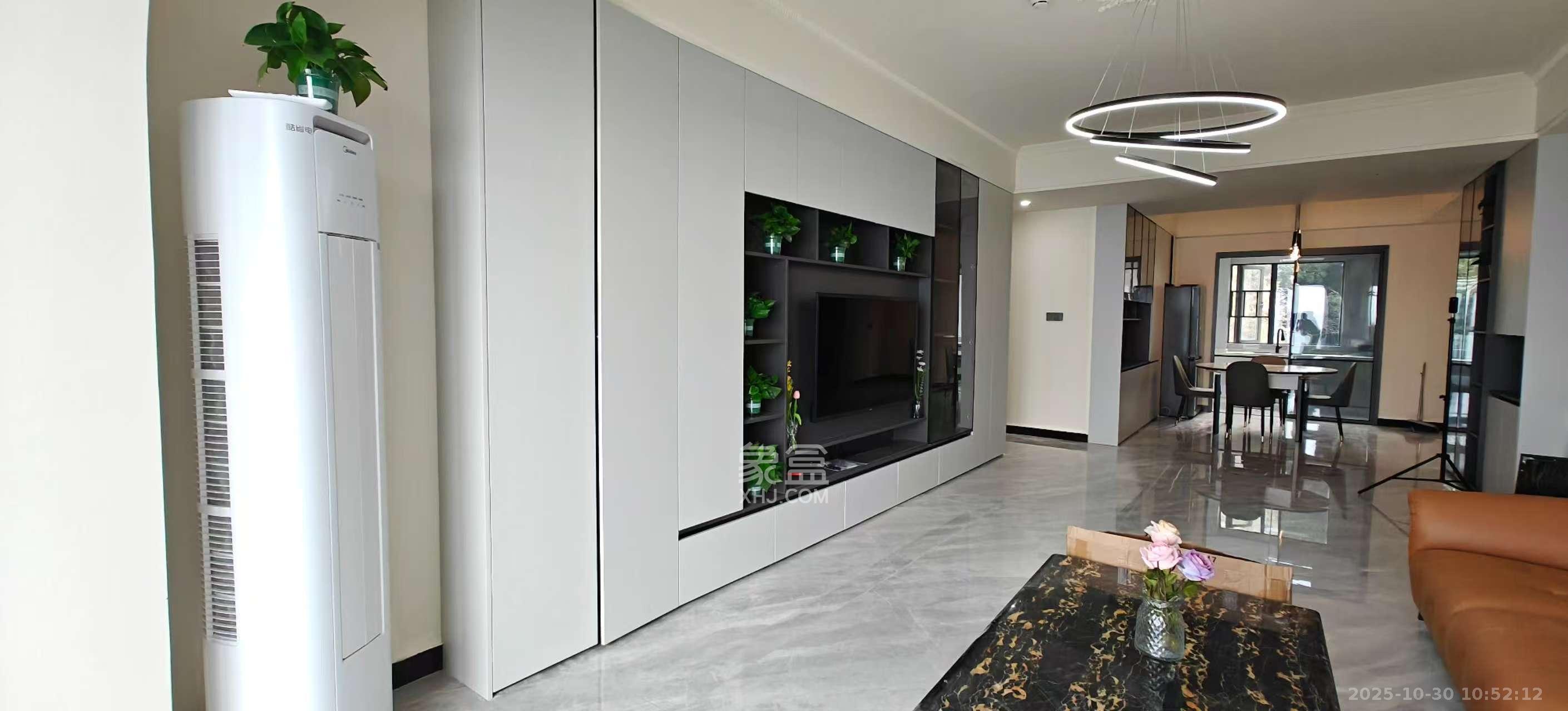 湘江颂  3室2厅2卫    6500.0元/月 湘江颂  3室2厅2卫    6500.0元/月室内图