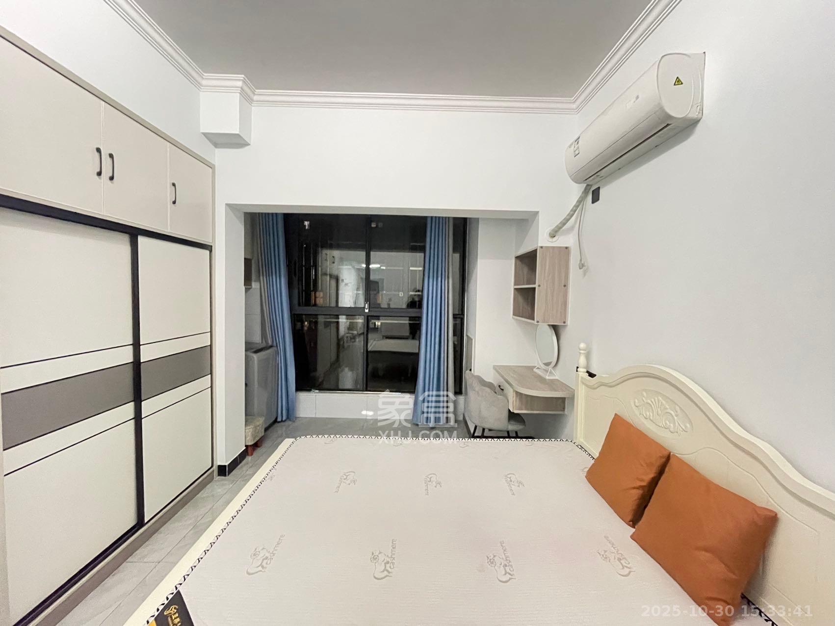 嘉雨兴园  1室1厅1卫    1800.0元/月室内图