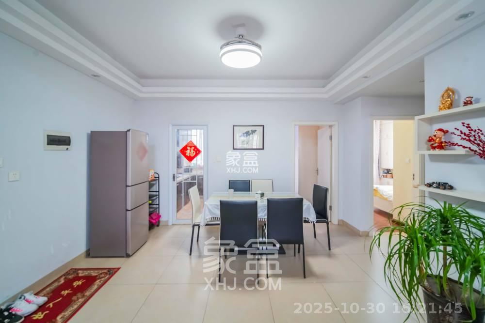 城市山水豪园（山水城市风景）  3室2厅2卫    3000.0元/月室内图