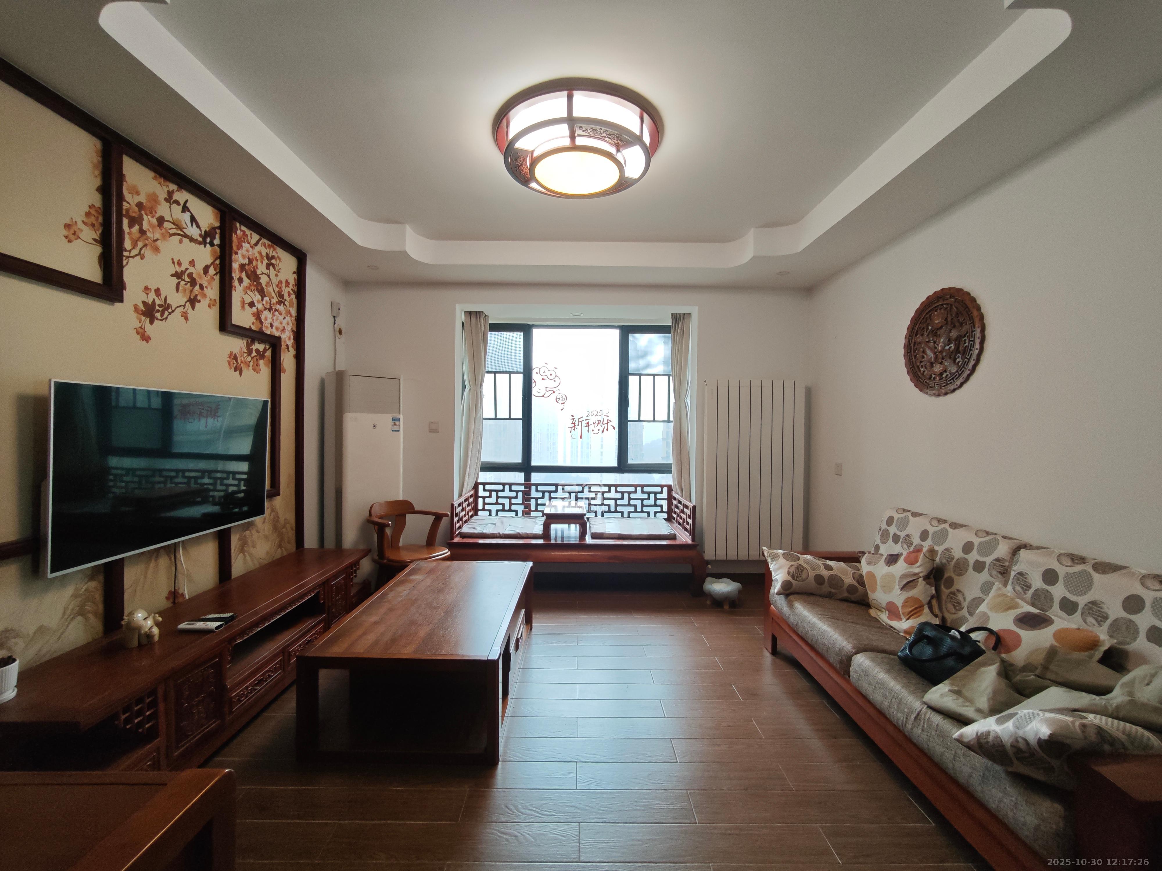 中建麓山和苑  2室2厅1卫    1800.0元/月