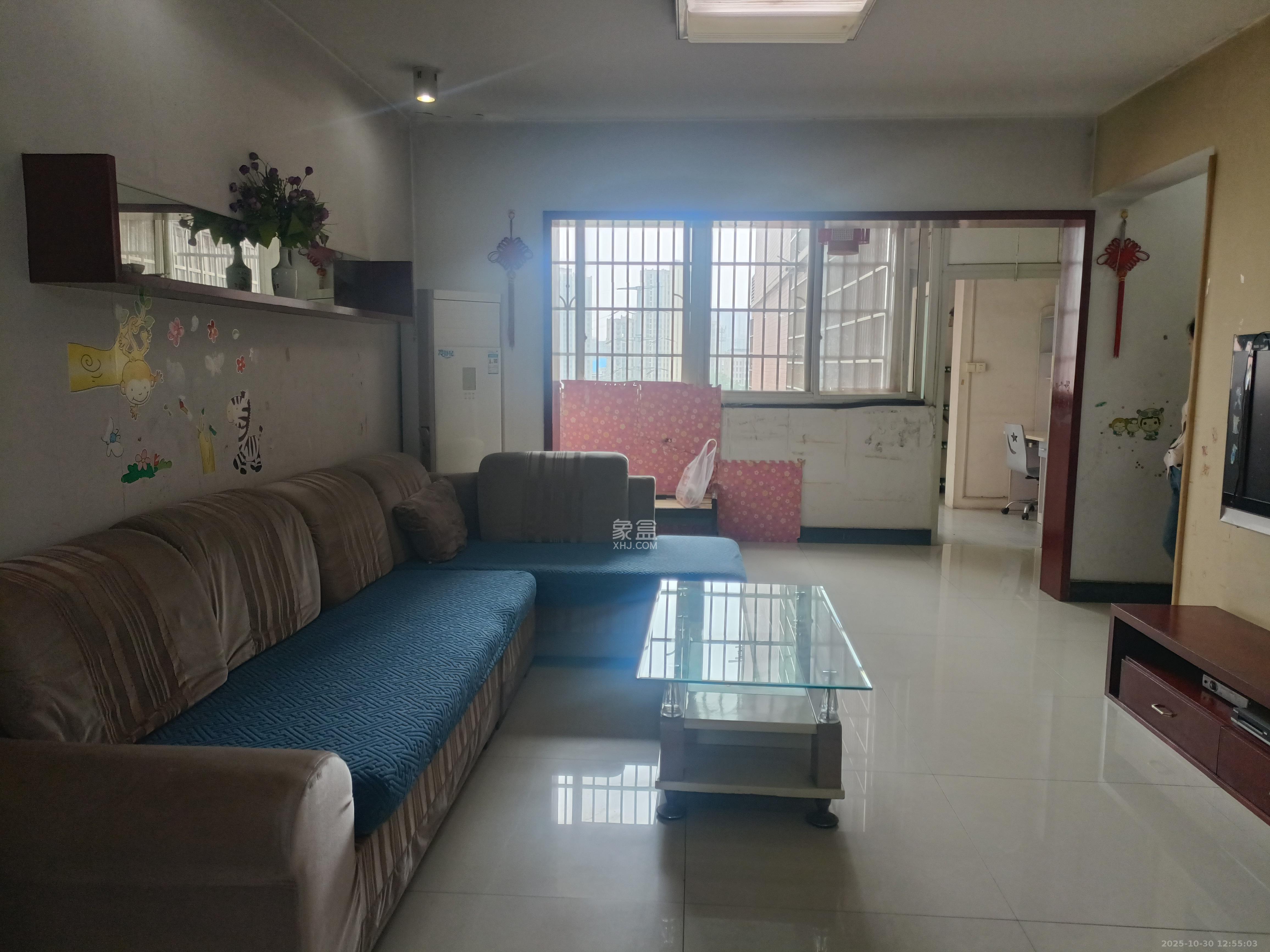 鑫兴佳园  2室2厅1卫    2200.0元/月 鑫兴佳园  2室2厅1卫    2200.0元/月