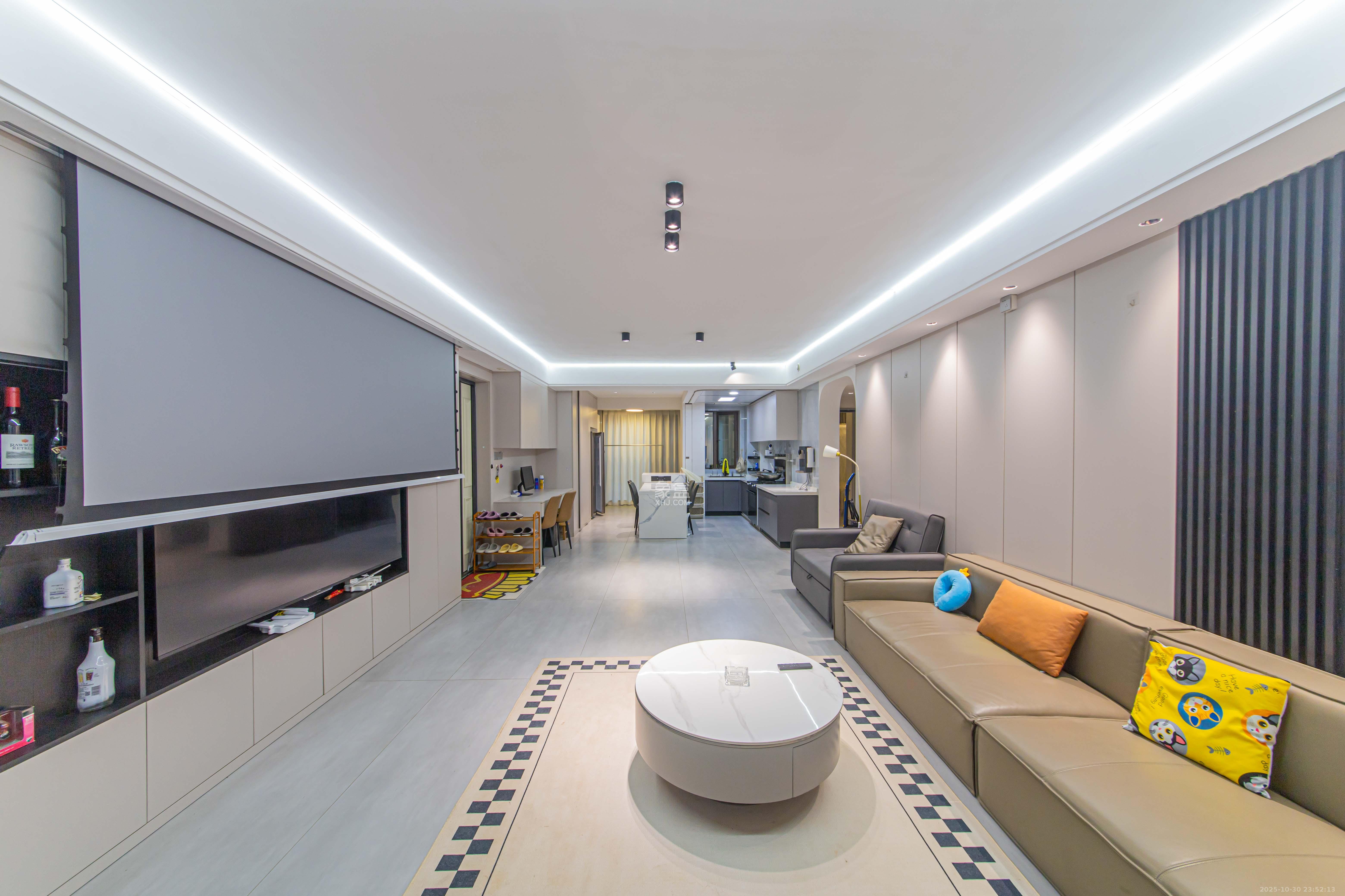 大唐印象三期御玺 4室2厅2卫 158.0万 大唐印象三期御玺 4室2厅2卫 158.0万客厅