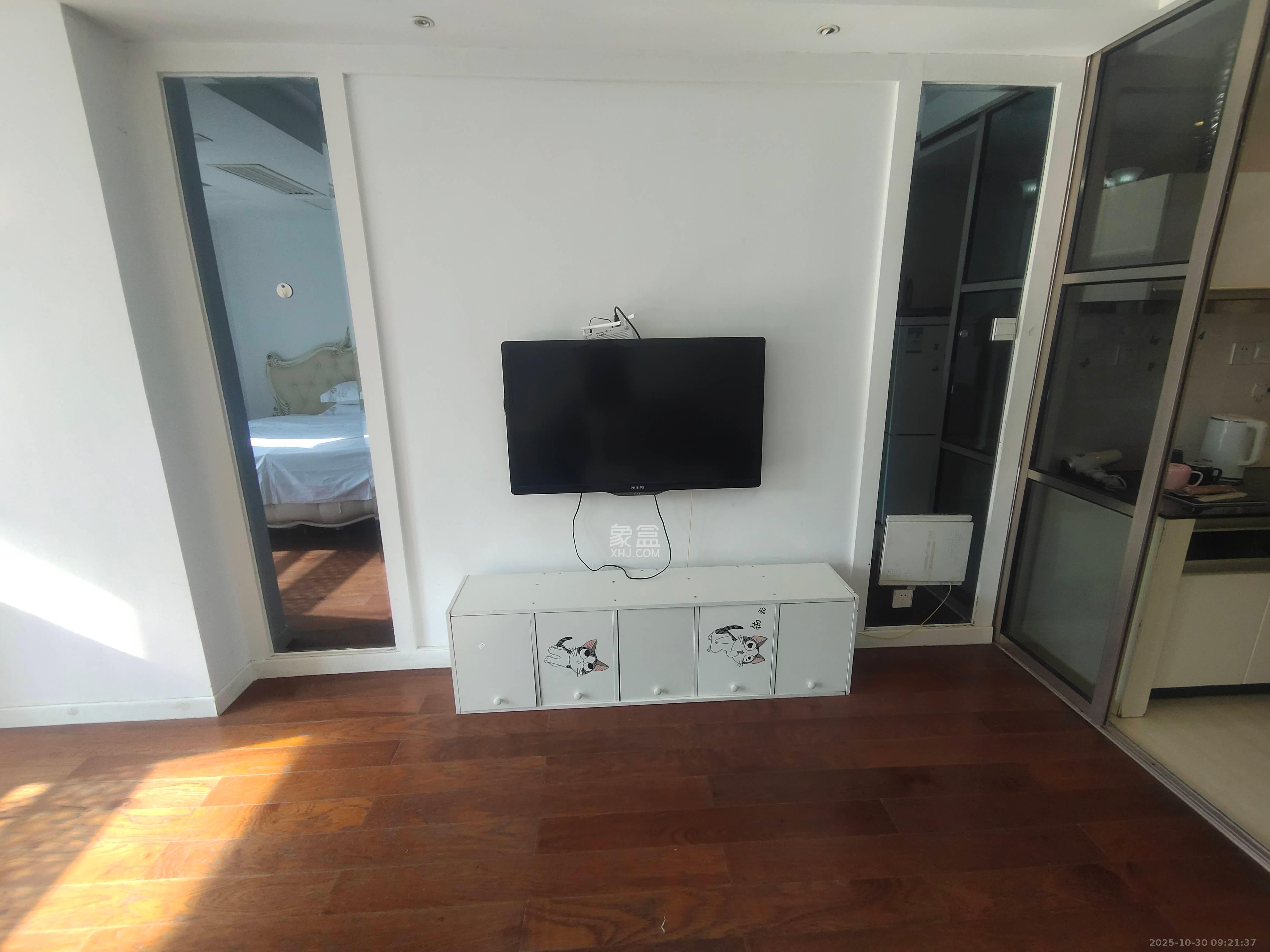 壹号公馆  1室1厅1卫    1900.0元/月 壹号公馆  1室1厅1卫    1900.0元/月室内图