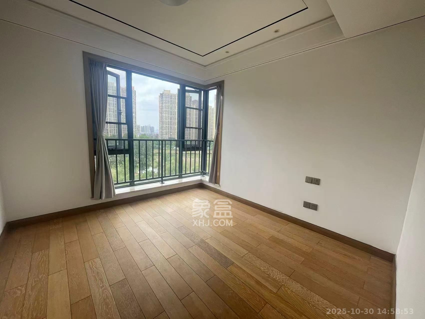 恒伟西雅韵  3室2厅2卫    5000.0元/月 恒伟西雅韵  3室2厅2卫    5000.0元/月室内图