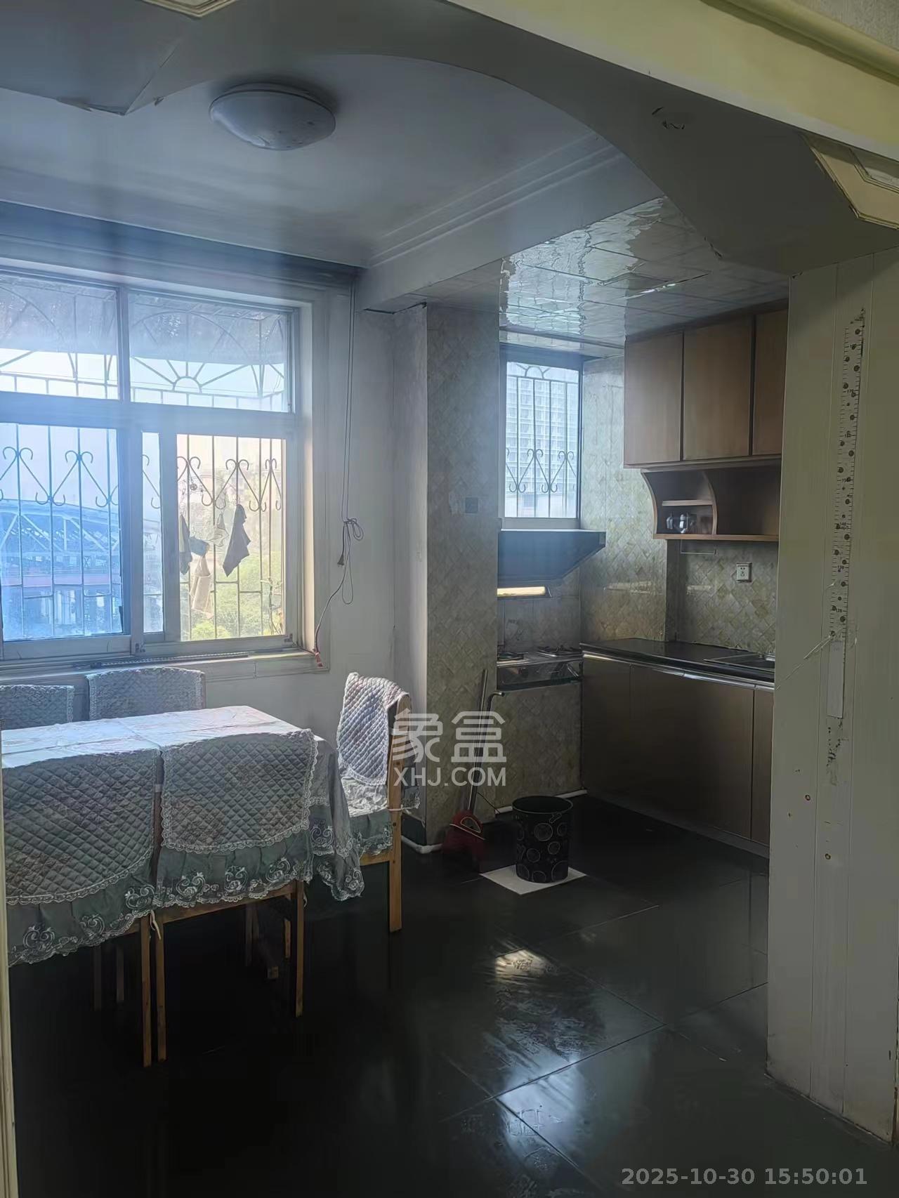 狮子山二片  2室2厅1卫    1500.0元/月 狮子山二片  2室2厅1卫    1500.0元/月室内图