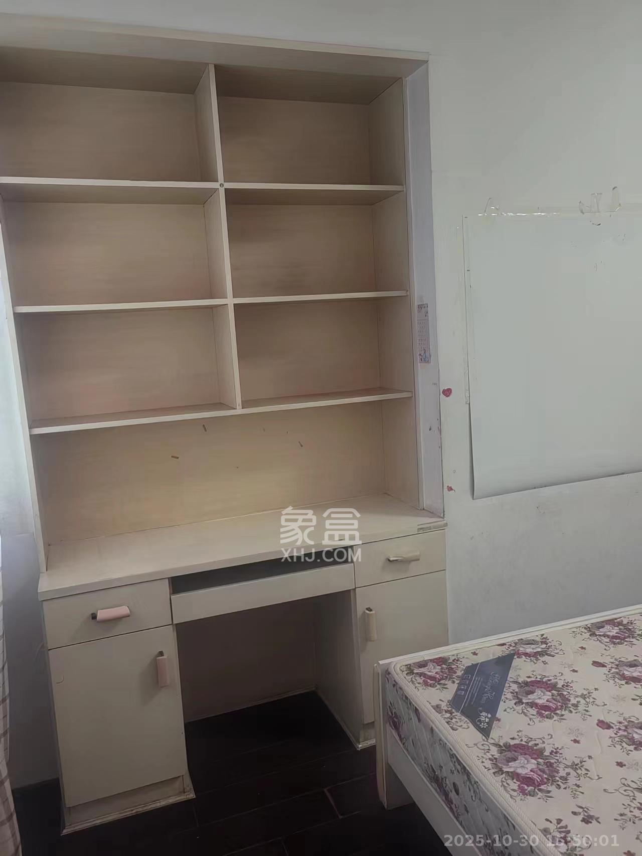 狮子山二片  2室2厅1卫    1500.0元/月 狮子山二片  2室2厅1卫    1500.0元/月室内图