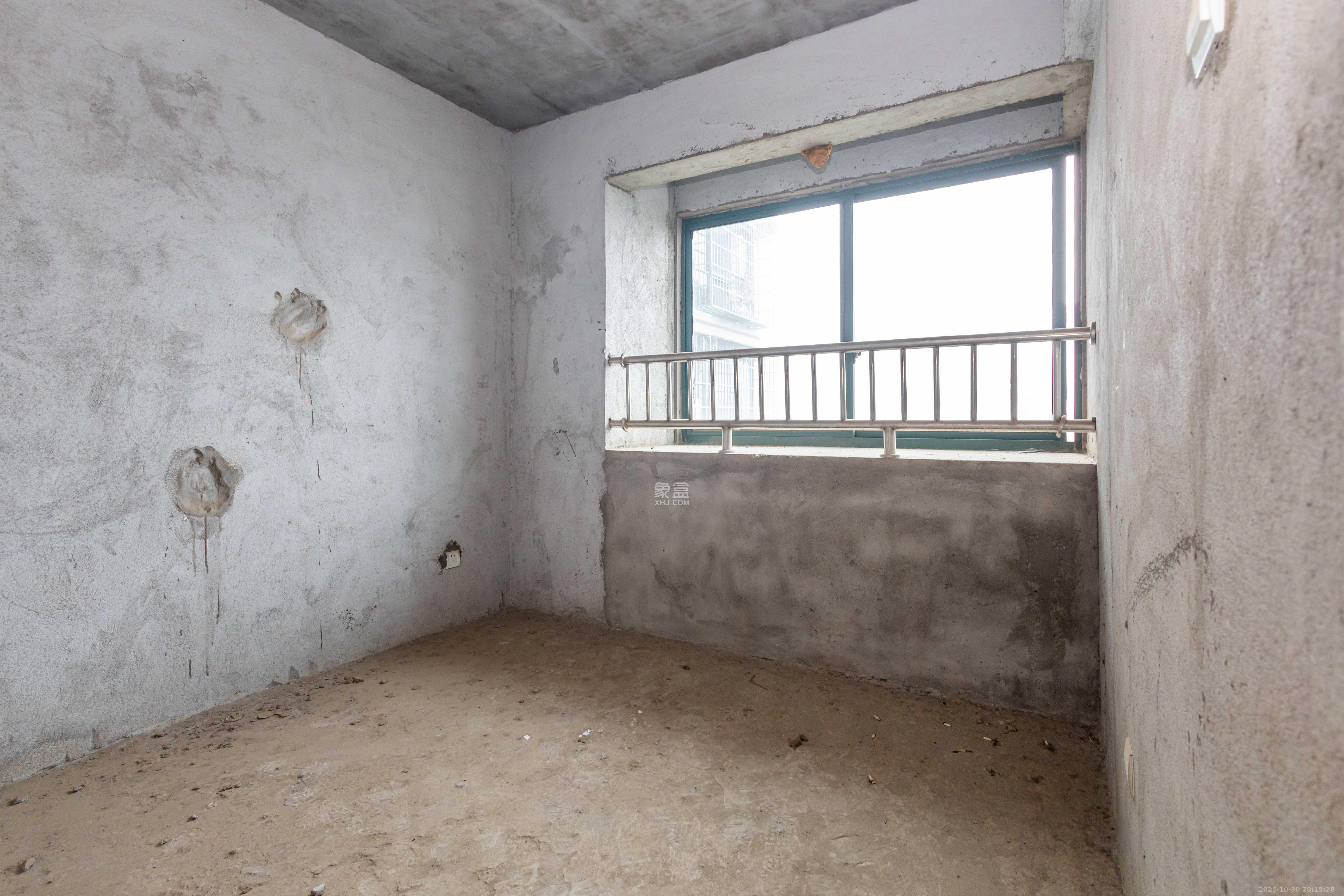 才子佳郡  3室2厅2卫    53.0万卧室