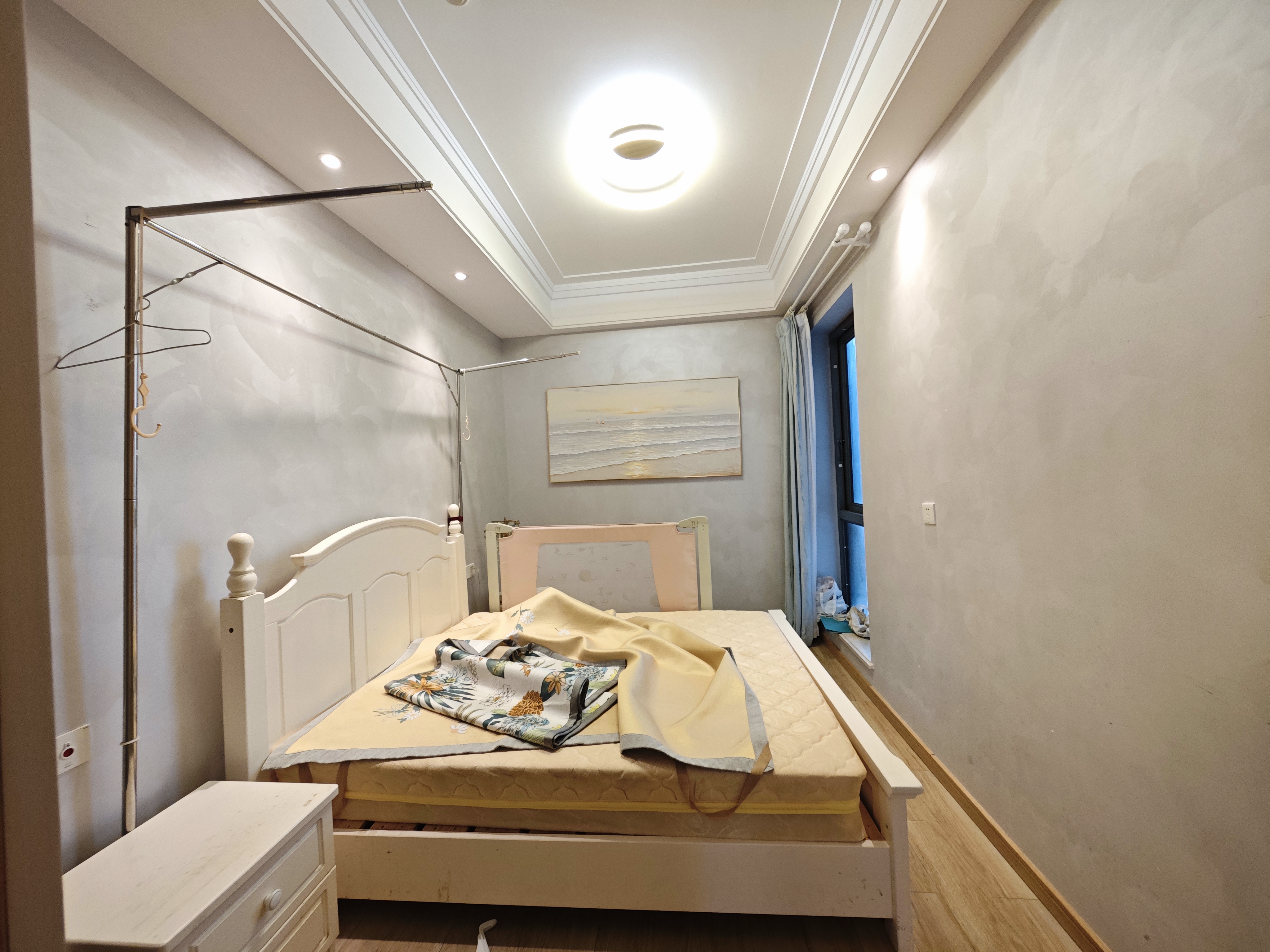 龙兴公馆  3室2厅2卫    7000.0元/月室内图