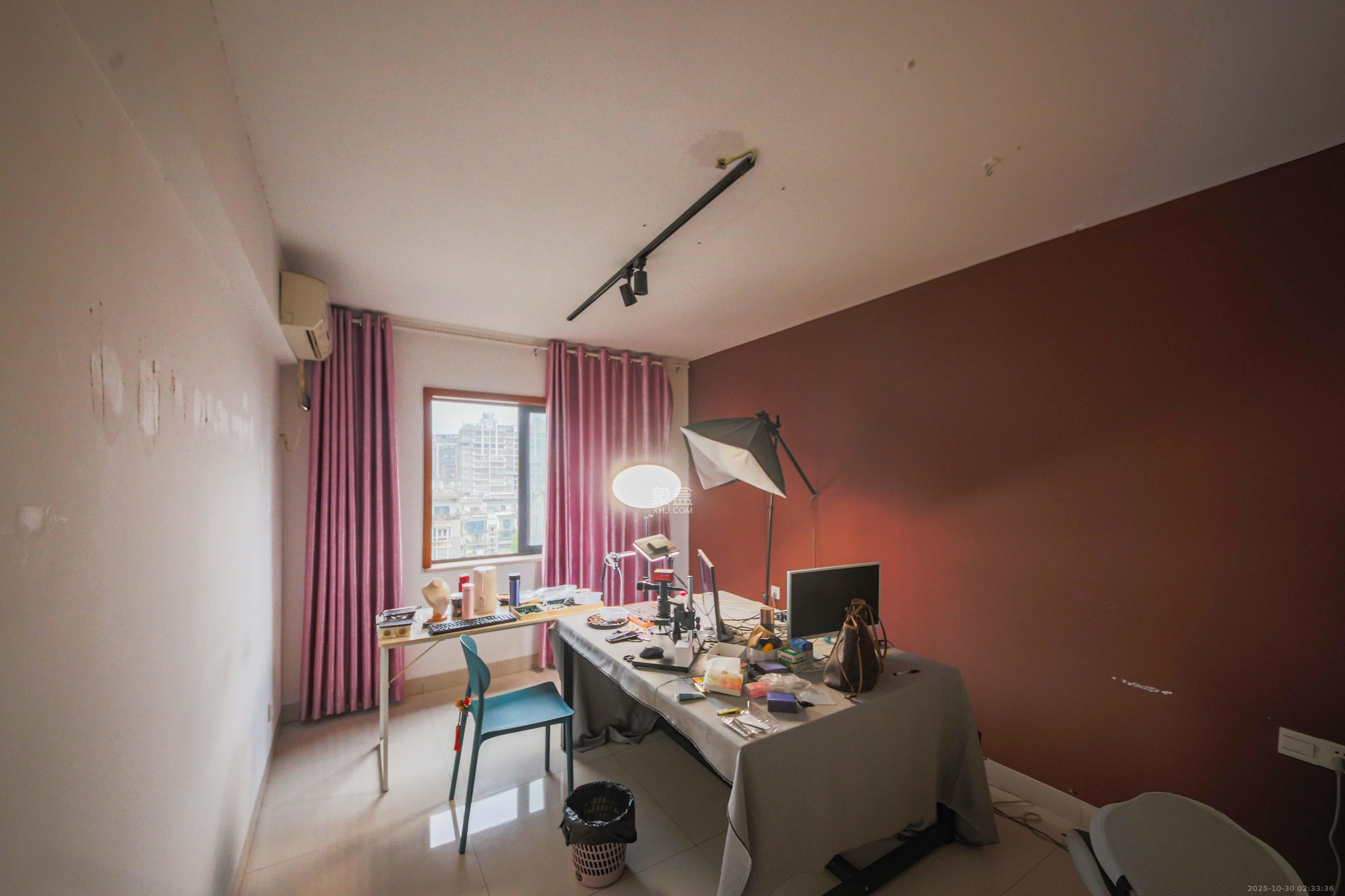 上峰苑(兰亭玥岛) 3室2厅1卫 92.0万 上峰苑(兰亭玥岛) 3室2厅1卫 92.0万卧室