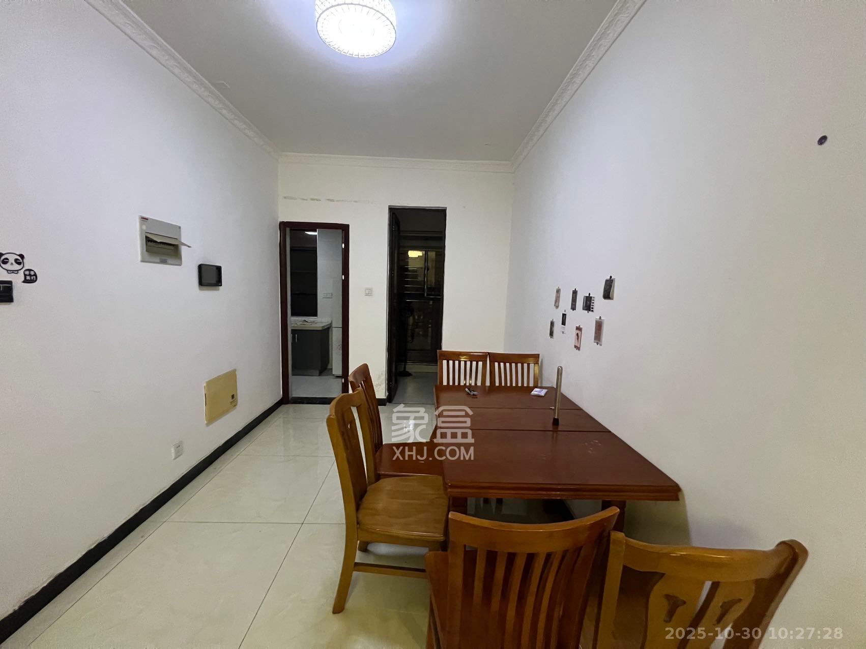 奥林匹克花园贡院二期  2室1厅1卫    2100.0元/月 奥林匹克花园贡院二期  2室1厅1卫    2100.0元/月室内图