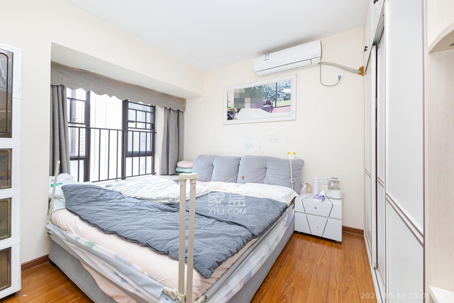 时代倾城二期  2室2厅1卫    67.0万卧室