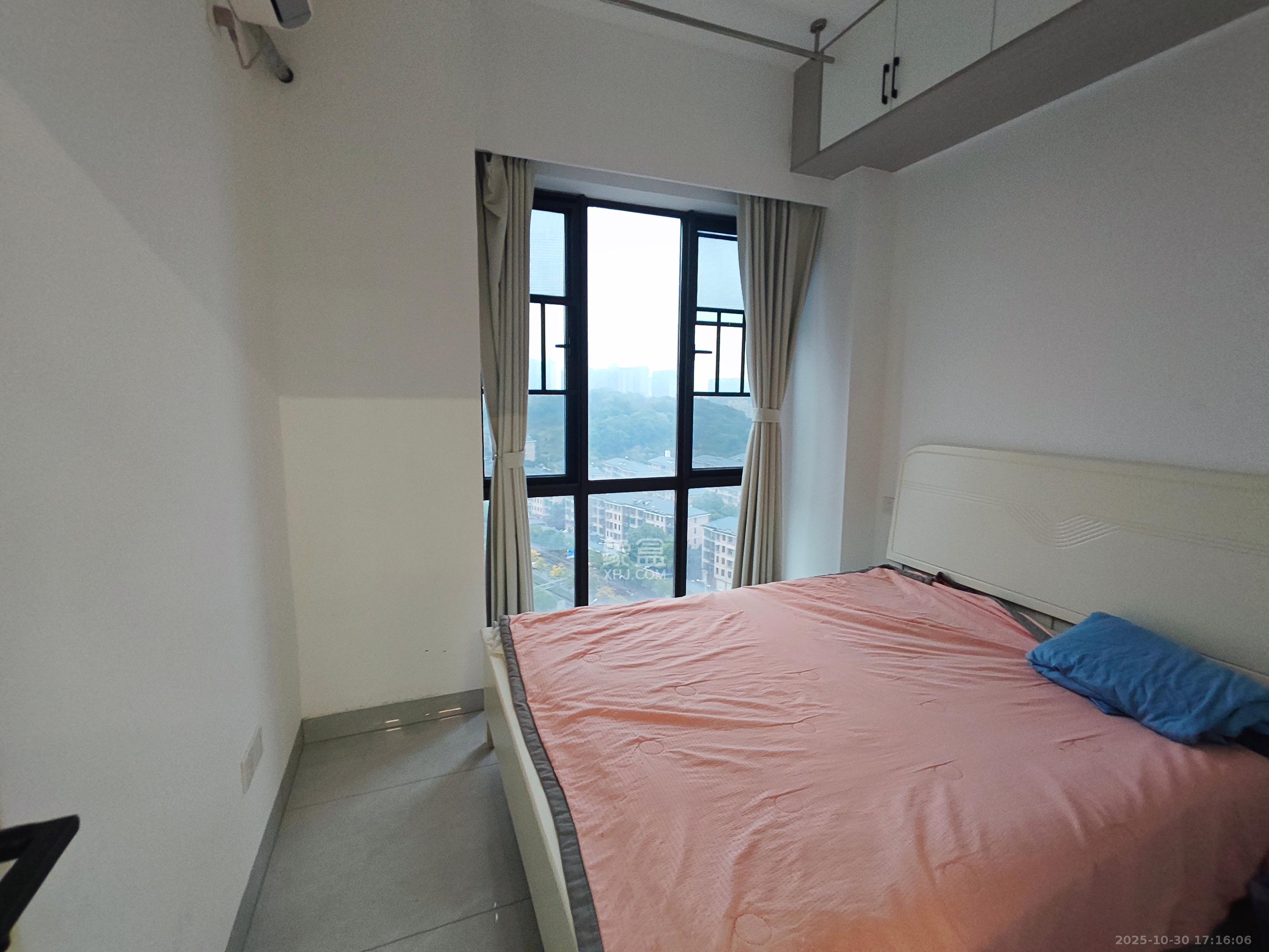 鄱阳汇金中心  1室0厅0卫    1800.0元/月室内图