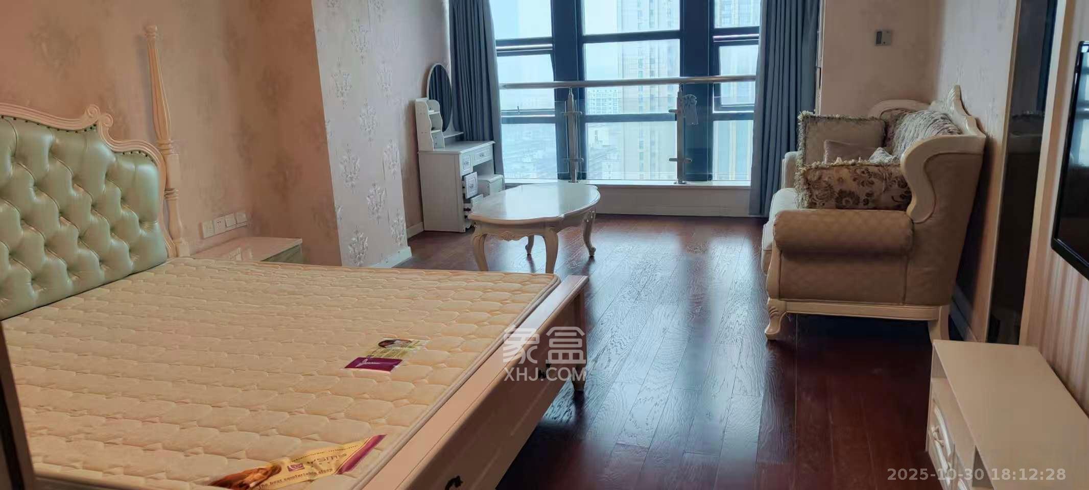 壹号公馆  1室1厅1卫    2000.0元/月 壹号公馆  1室1厅1卫    2000.0元/月室内图